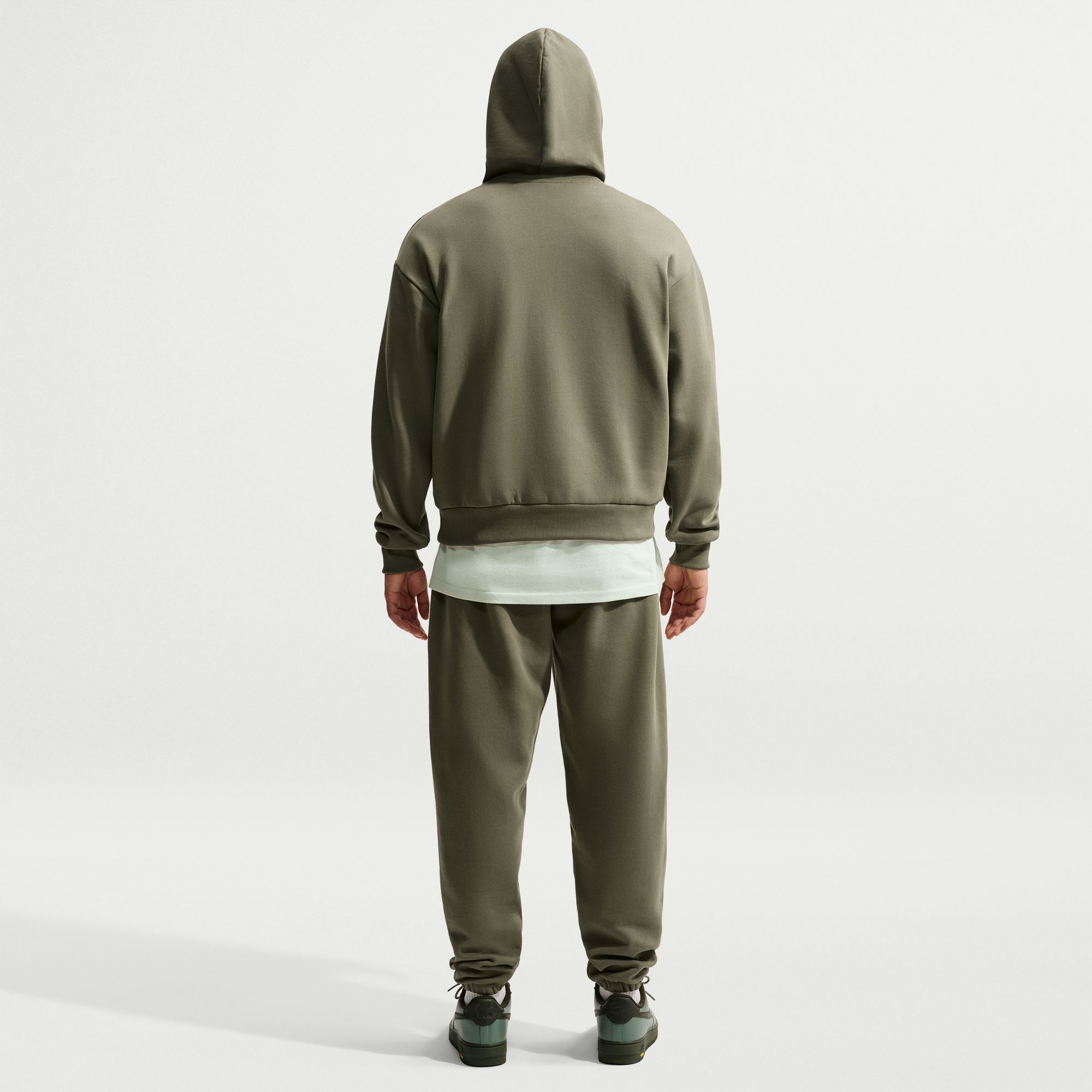 Nike Men's Solo Swoosh Fleece Cuff Pants product image