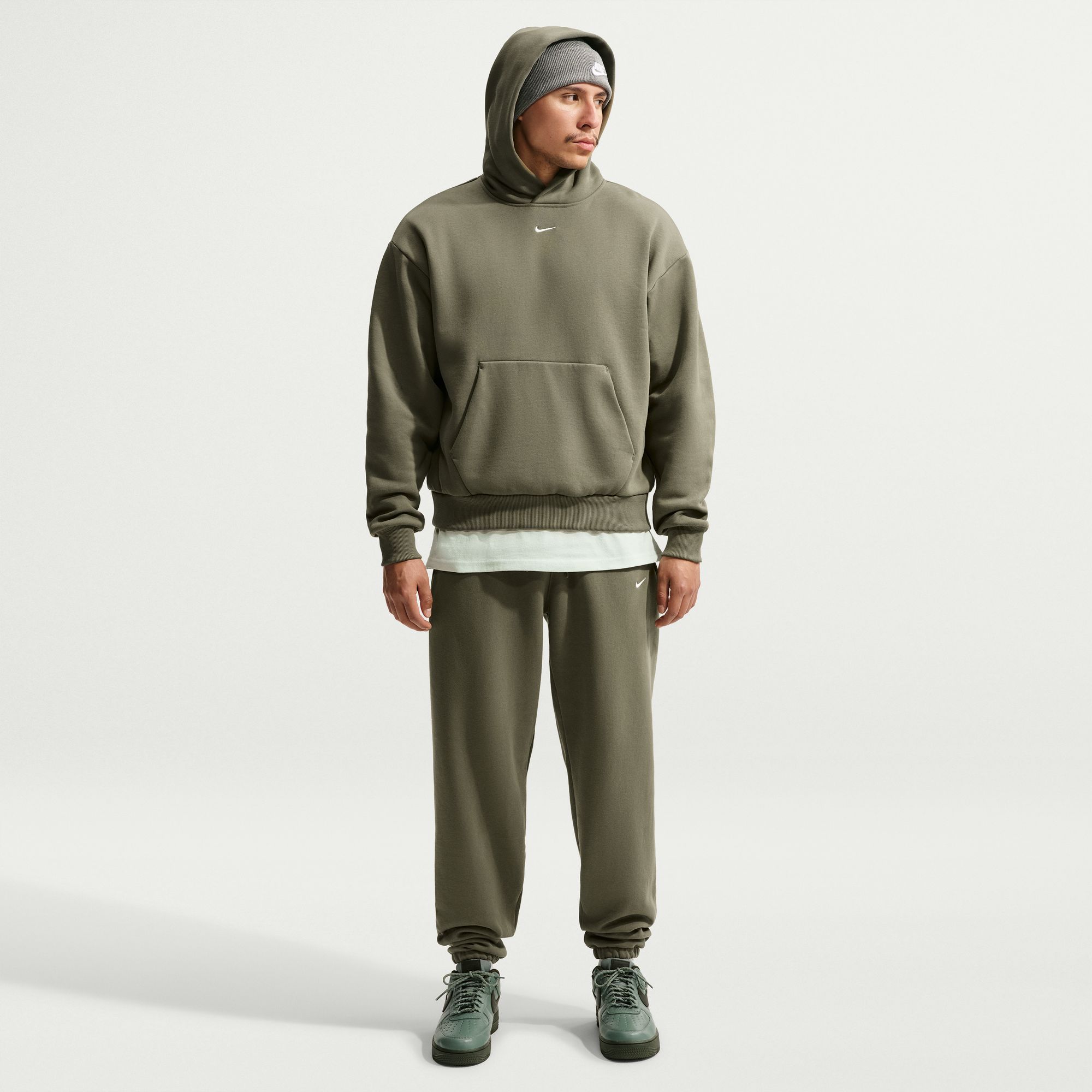 Nike Men's Solo Swoosh Fleece Cuff Pants product image