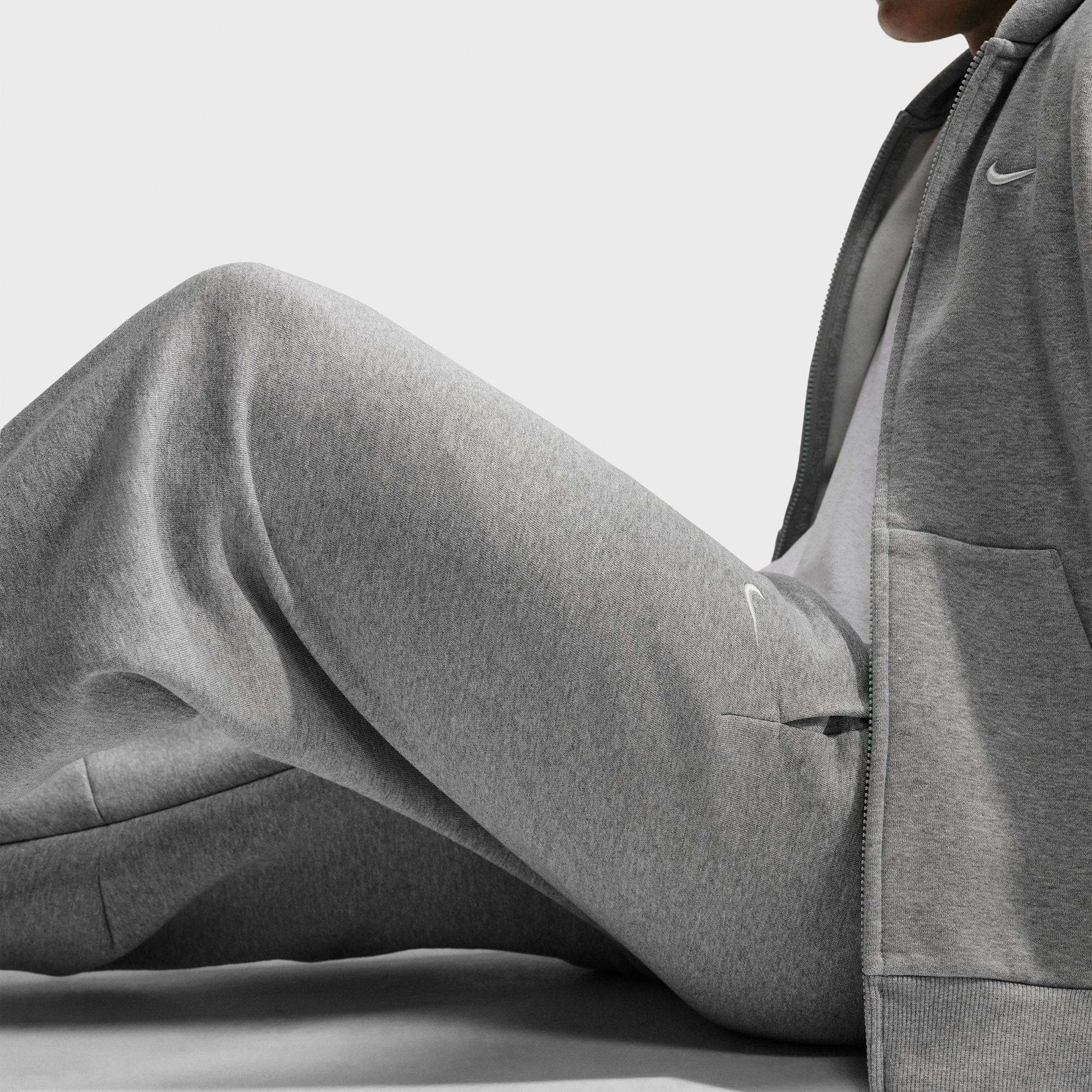 Nike Men's Solo Swoosh Fleece Joggers product image