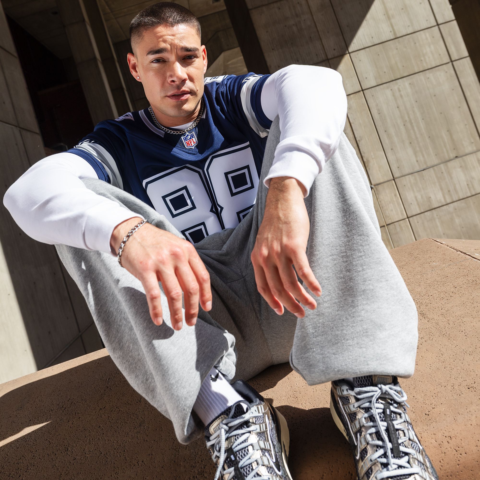 Nike Men's Solo Swoosh Fleece Bungee Pants product image