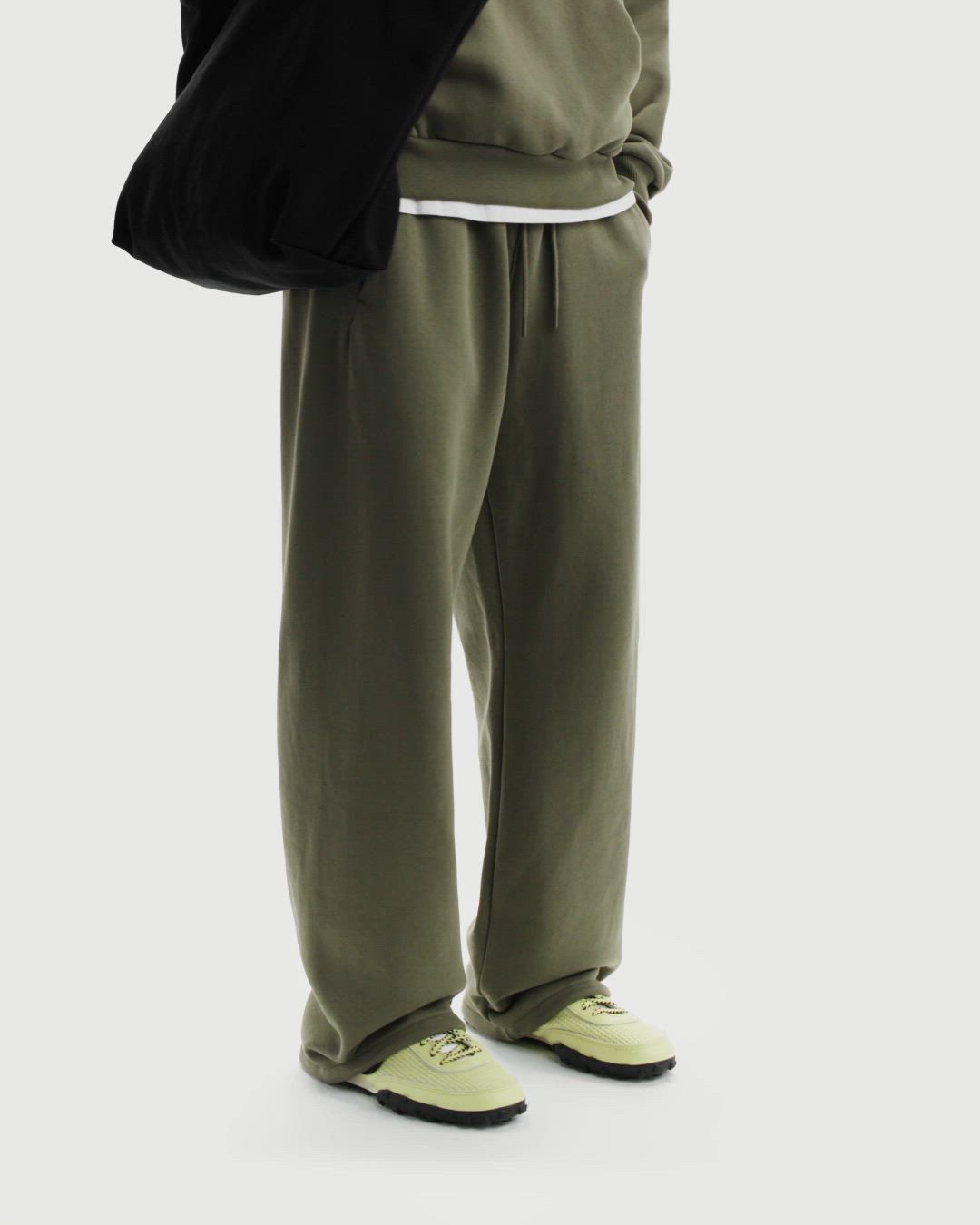 Nike Men's Solo Swoosh Fleece Bungee Pants product