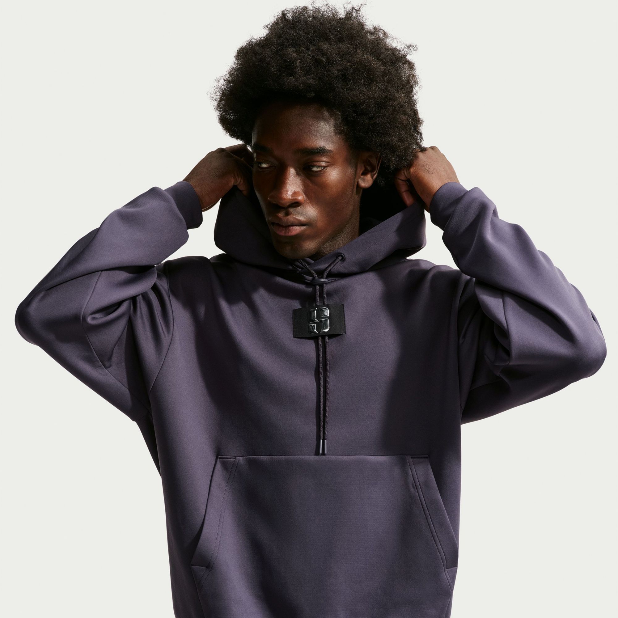Nike Sabrina Ionescu Standard Issue Dri-FIT Basketball Hoodie product image