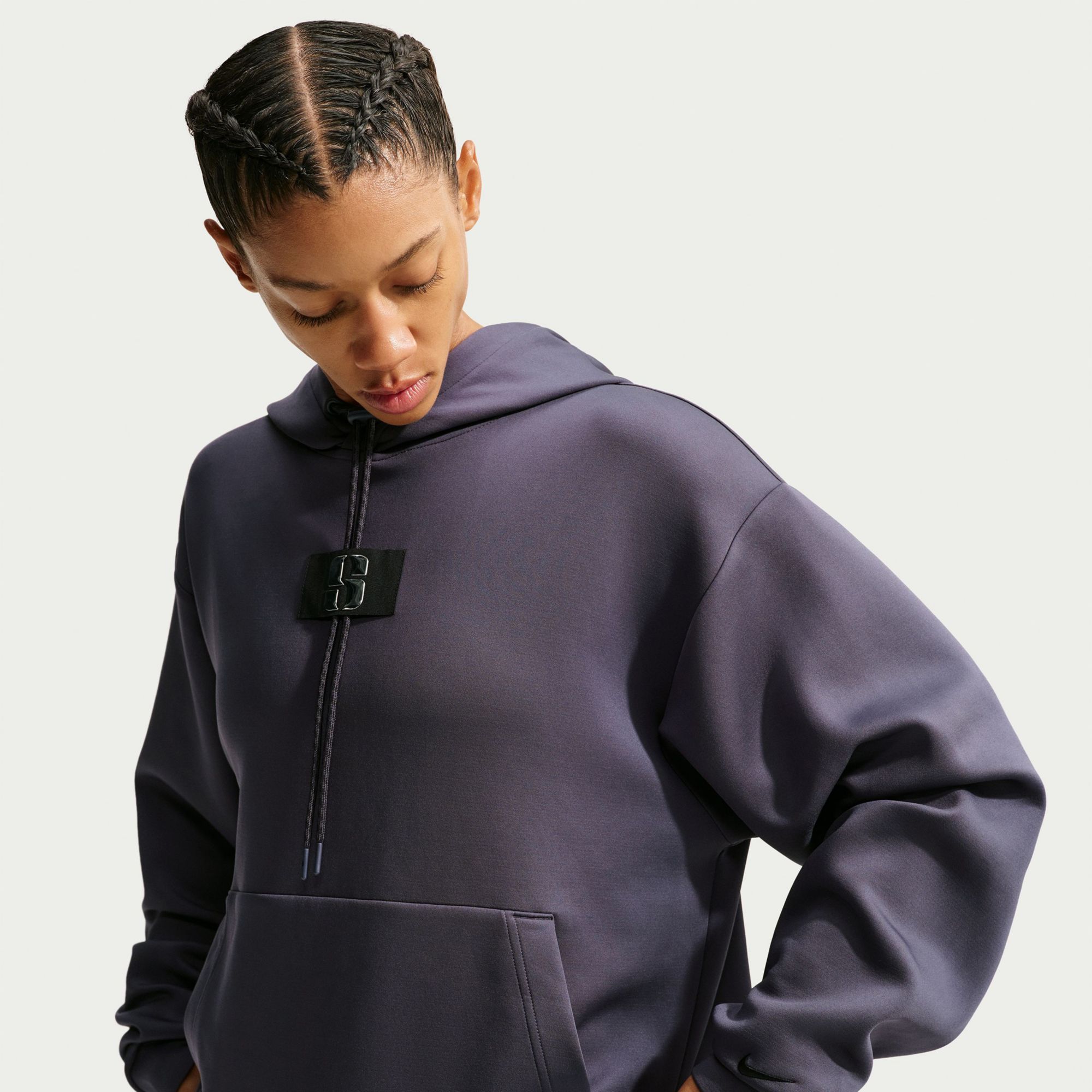 Nike Sabrina Ionescu Standard Issue Dri-FIT Basketball Hoodie product image