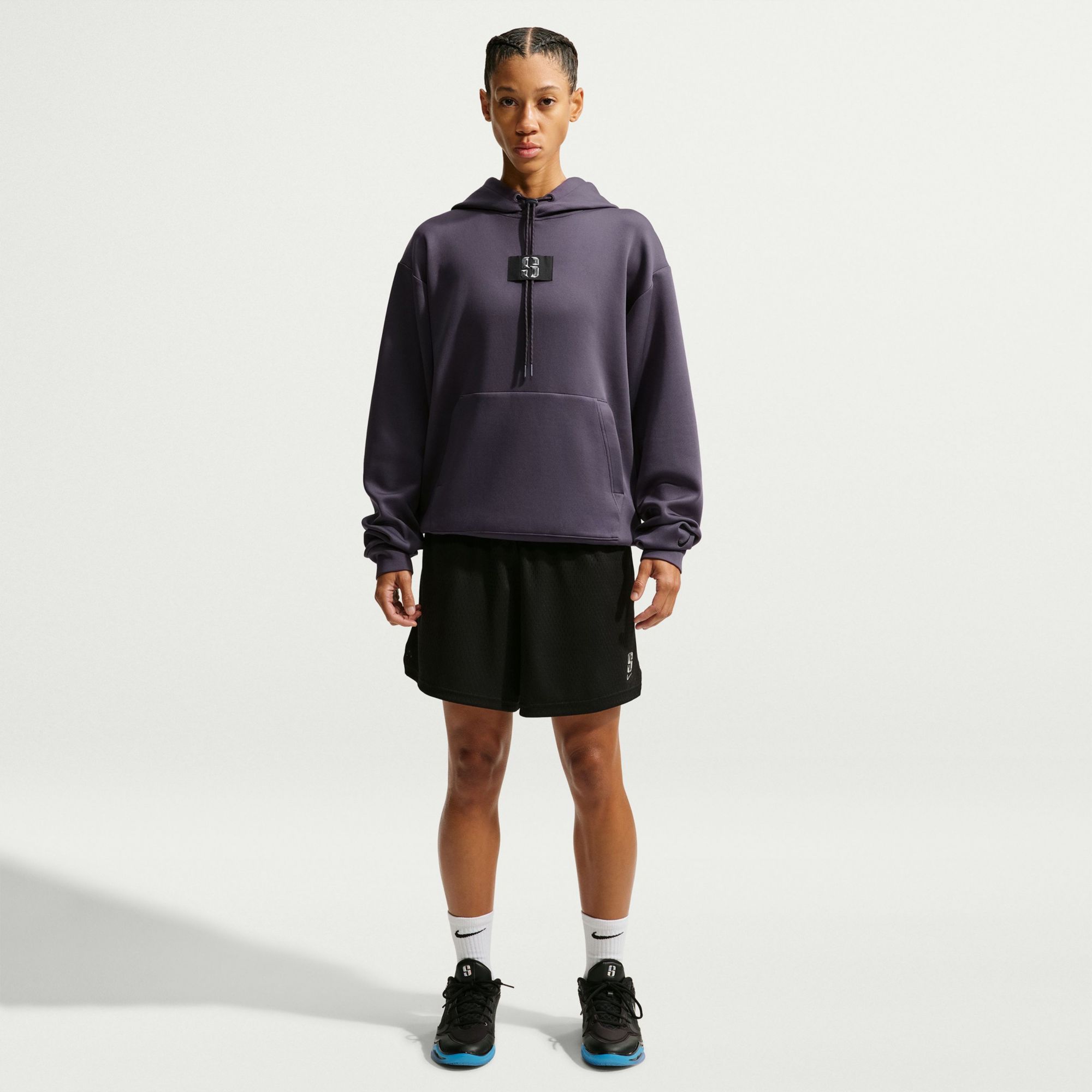 Nike Sabrina Ionescu Standard Issue Dri-FIT Basketball Hoodie product image
