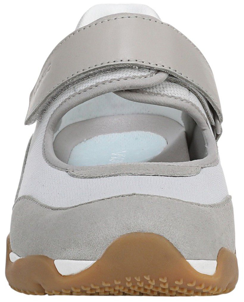 Vionic Women's Walk Slim Giselle Shoe product image