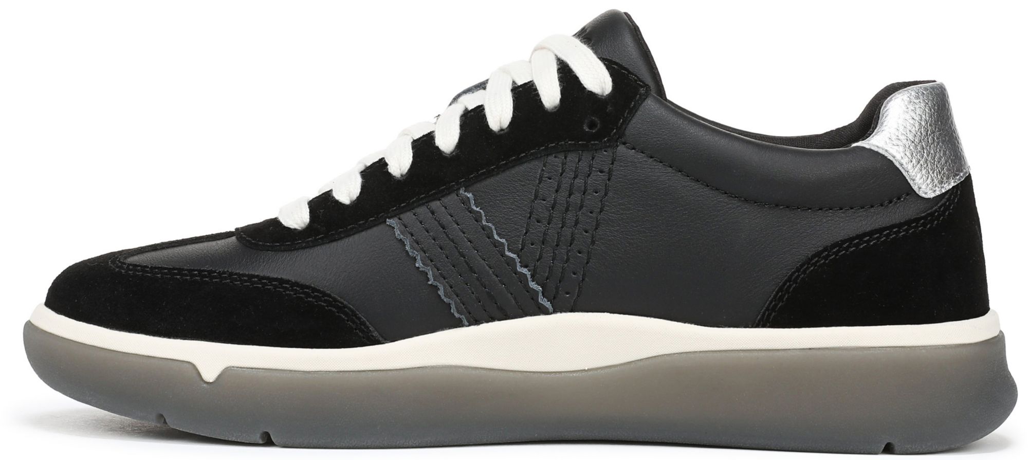 Vionic Women's City Walk Sneakers product image