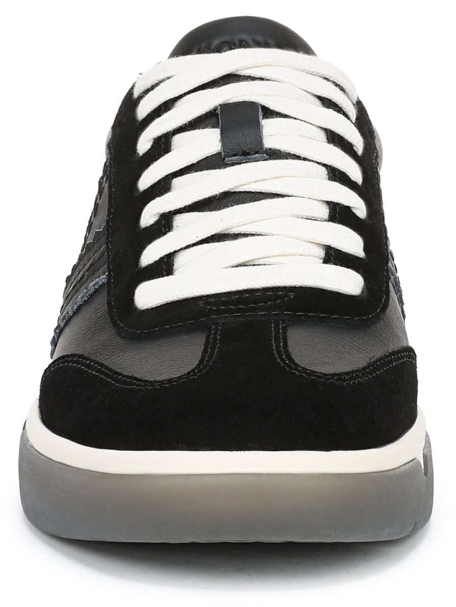 Vionic Women's City Walk Sneakers product image