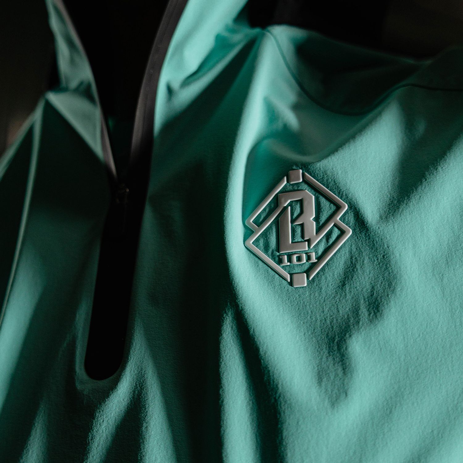 Baseball Lifestyle 101 Men's Diamond Tech Pro Cage Jacket product image