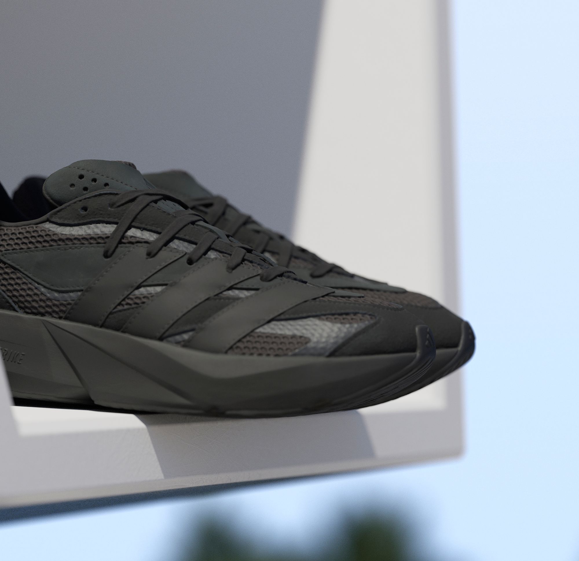 adidas Men's Lightblaze Shoes product image