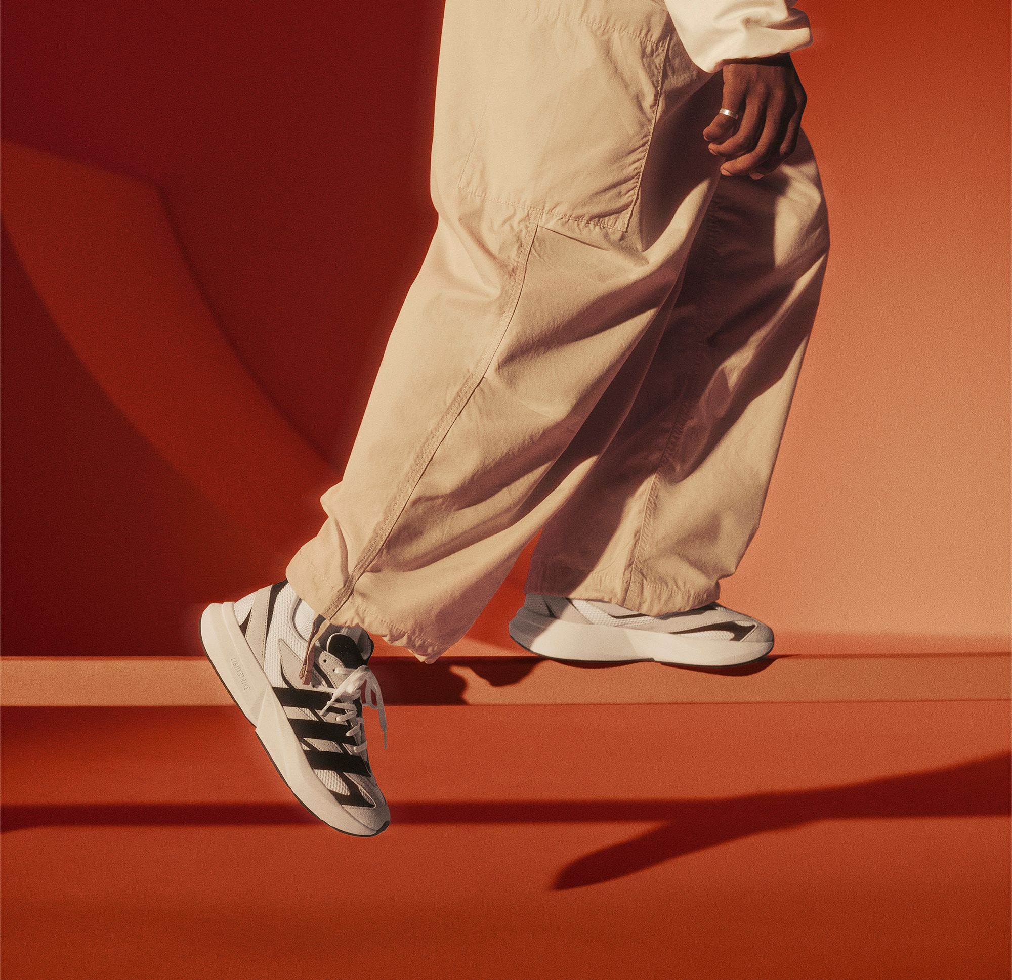 adidas Men's Lightblaze Shoes product image