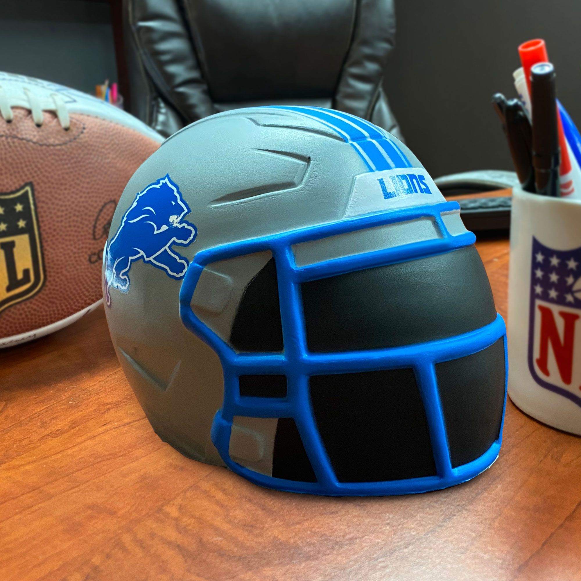 Party Animal Detroit Lions Jumbo Helmet SqueezyMate product image