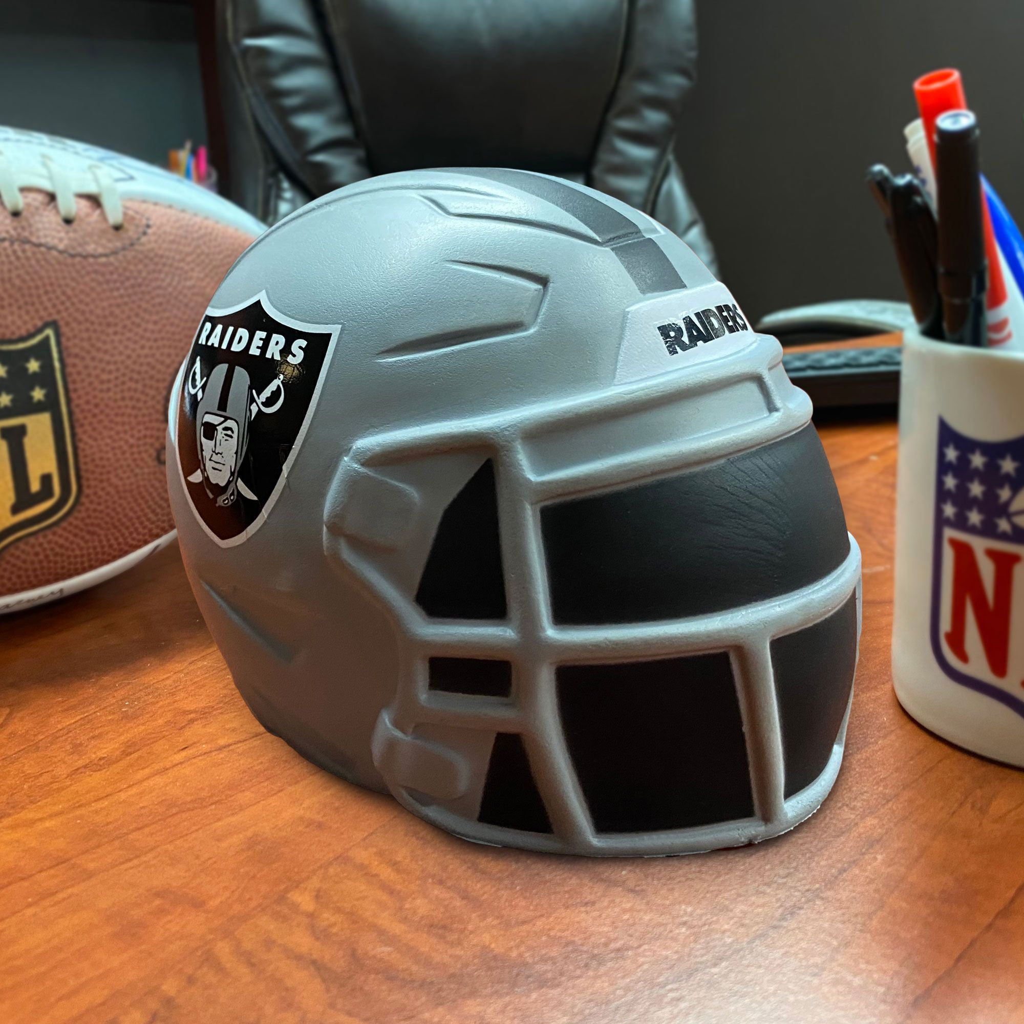 Party Animal Las Vegas Raiders Jumbo Helmet SqueezyMate product image
