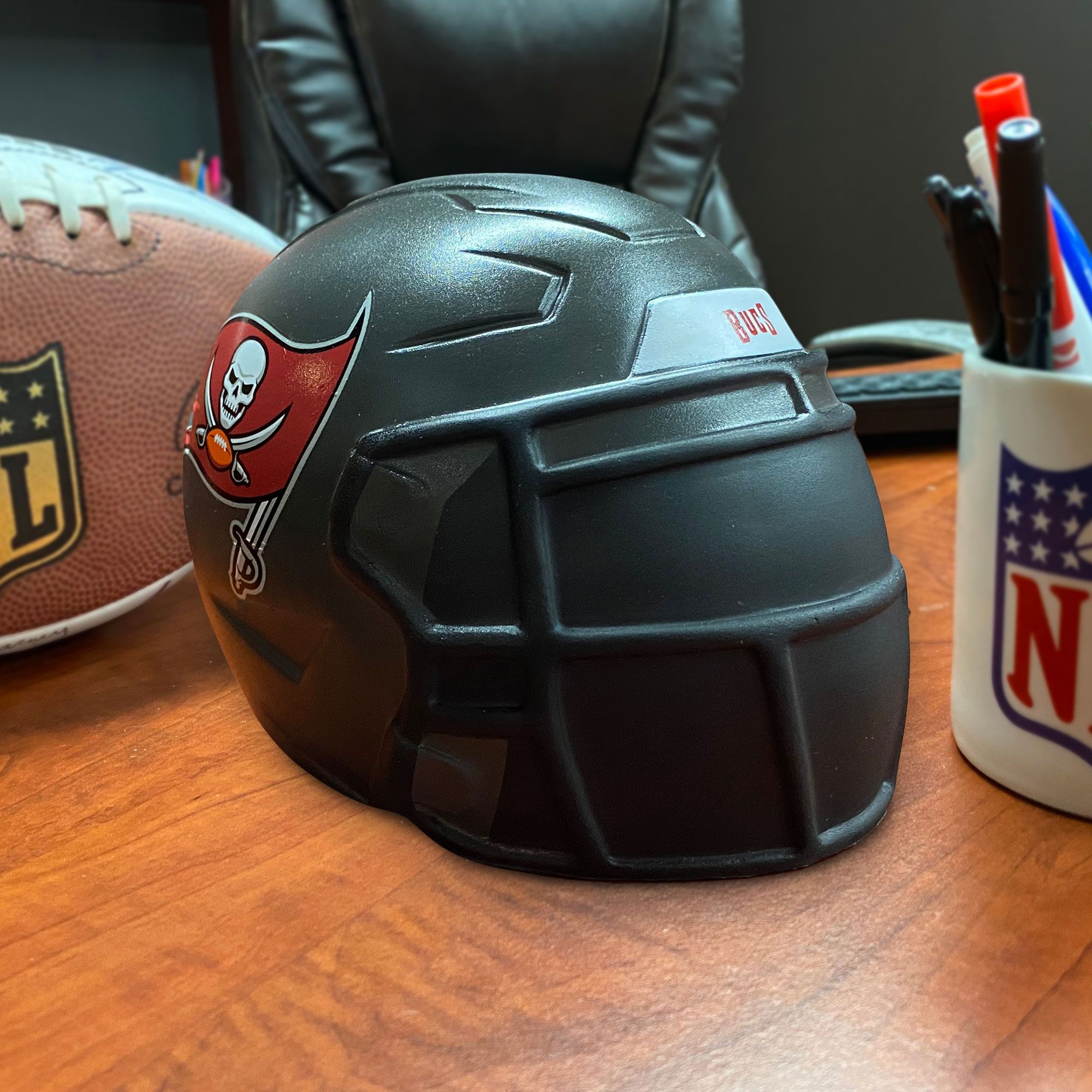 Party Animal Tampa Bay Buccaneers Jumbo Helmet SqueezyMate product image