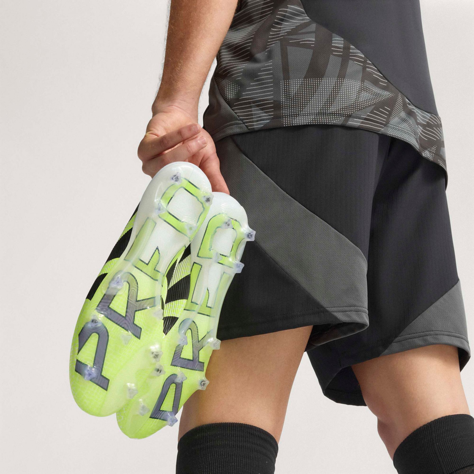 adidas Predator Elite Laceless FG Soccer Cleats product image