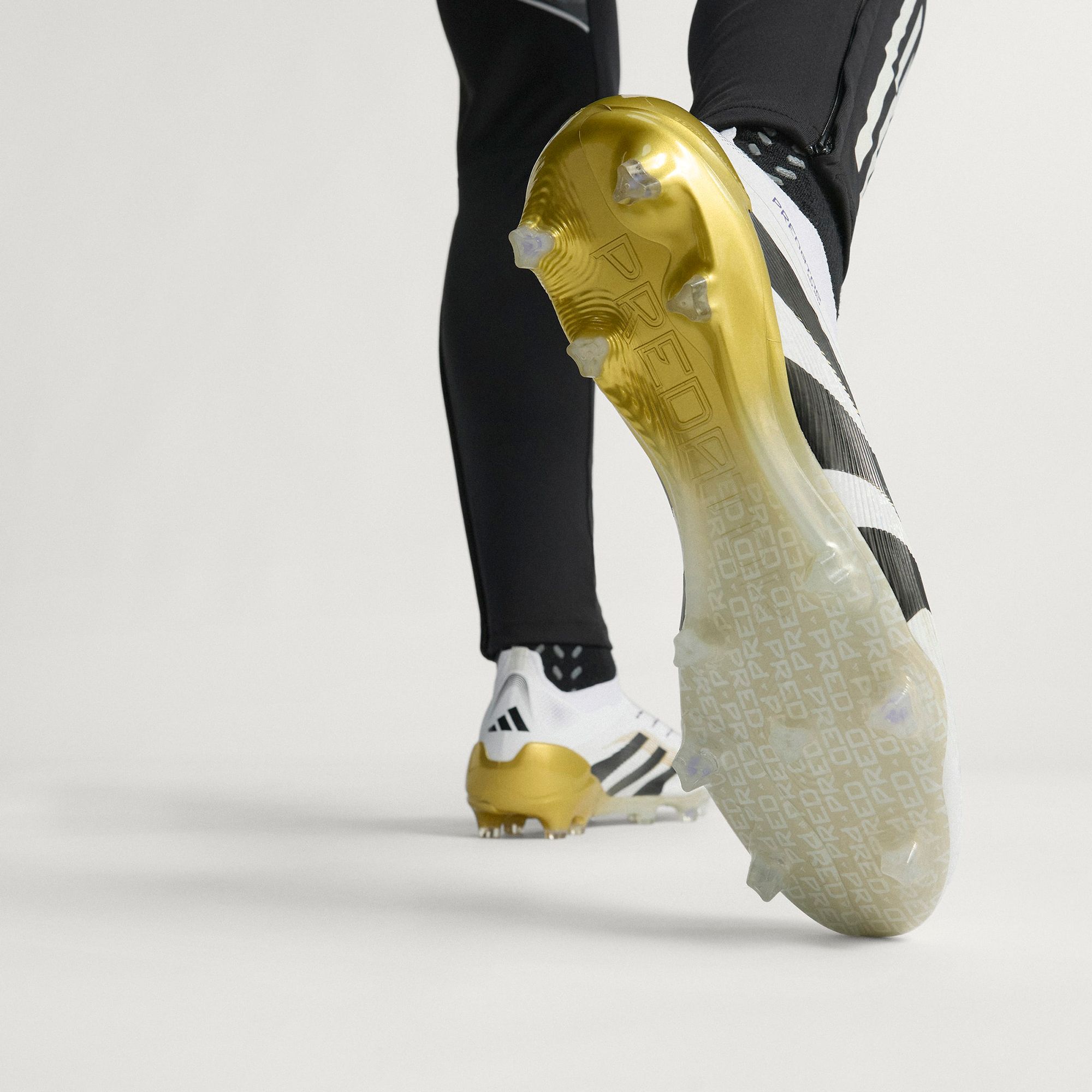 adidas Predator Elite Laceless FG Soccer Cleats product image