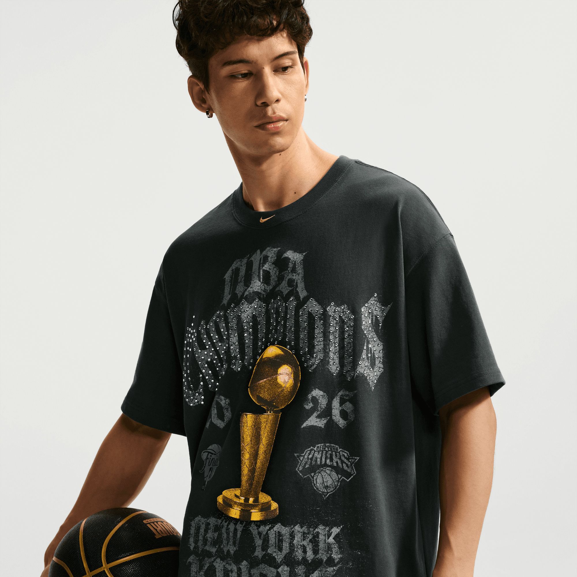 Nike Adult 2026 NBA Champions New York Knicks On-Court Crystal Locker Room T-Shirt product image