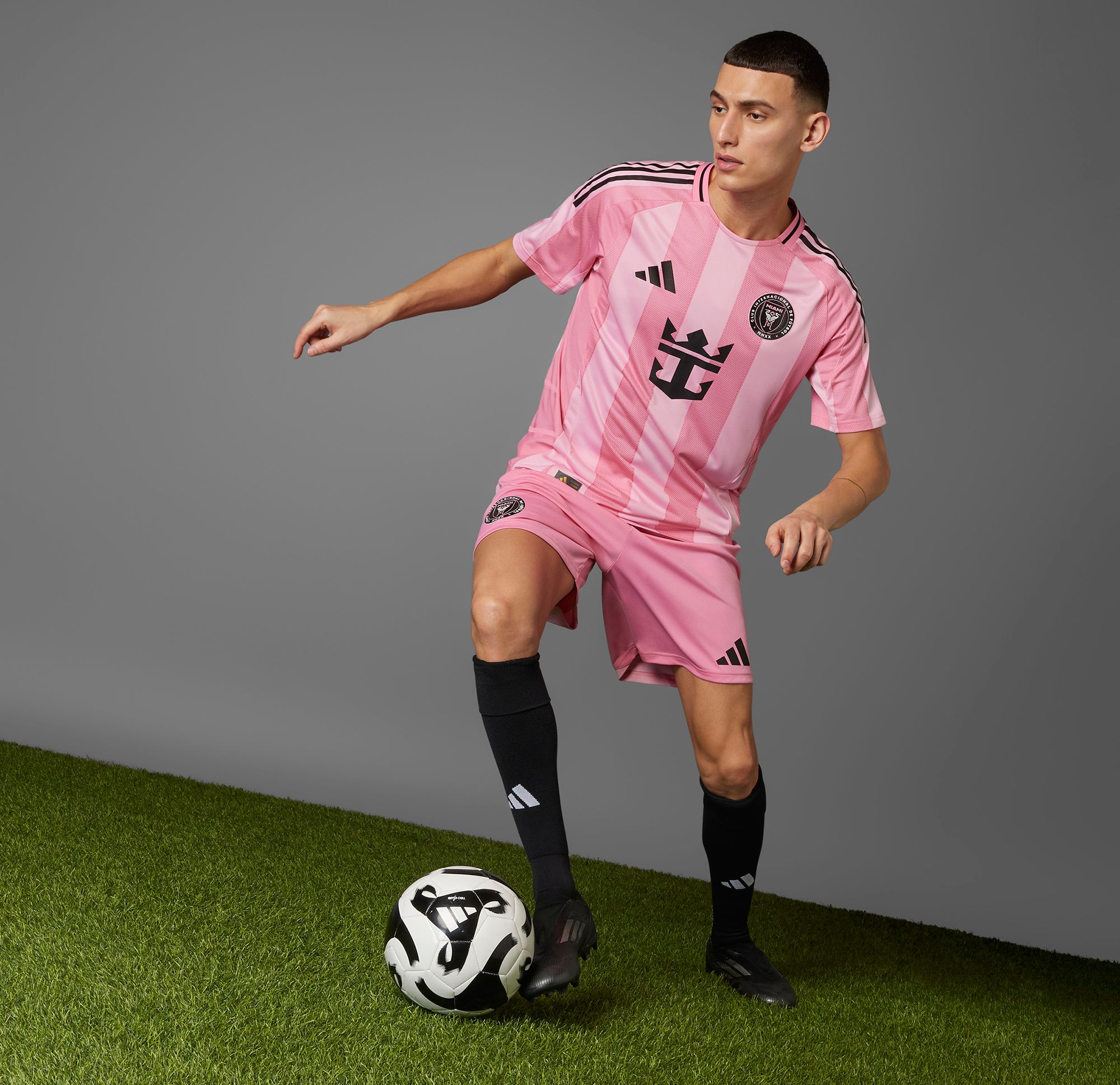 adidas Men's Inter Miami CF 2025 Pink Home Authentic Jersey product image