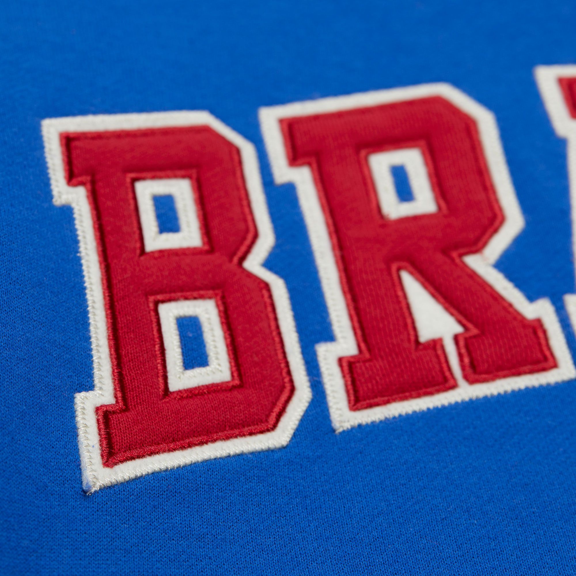 Mitchell & Ness Men's Atlanta Braves Royal Courtside Hooded Jacket product image