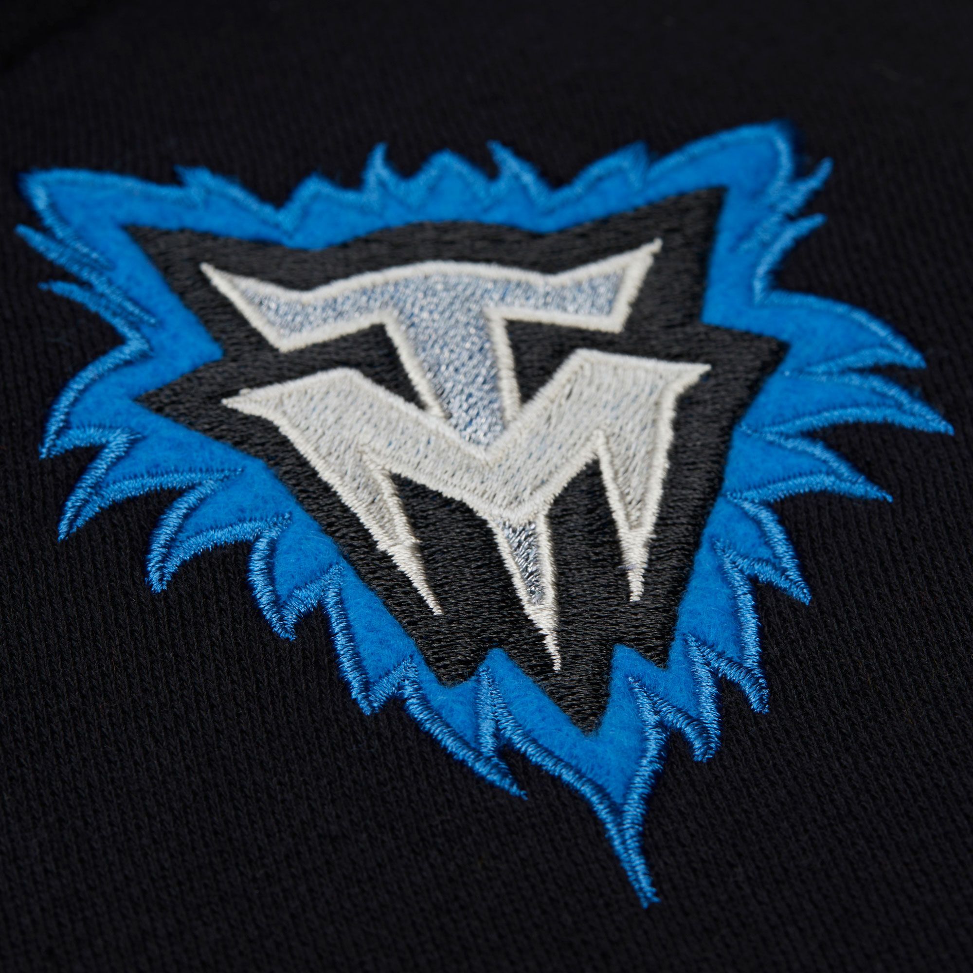 Mitchell & Ness Men's Minnesota Timberwolves Black Courtside Fleece Jacket product image