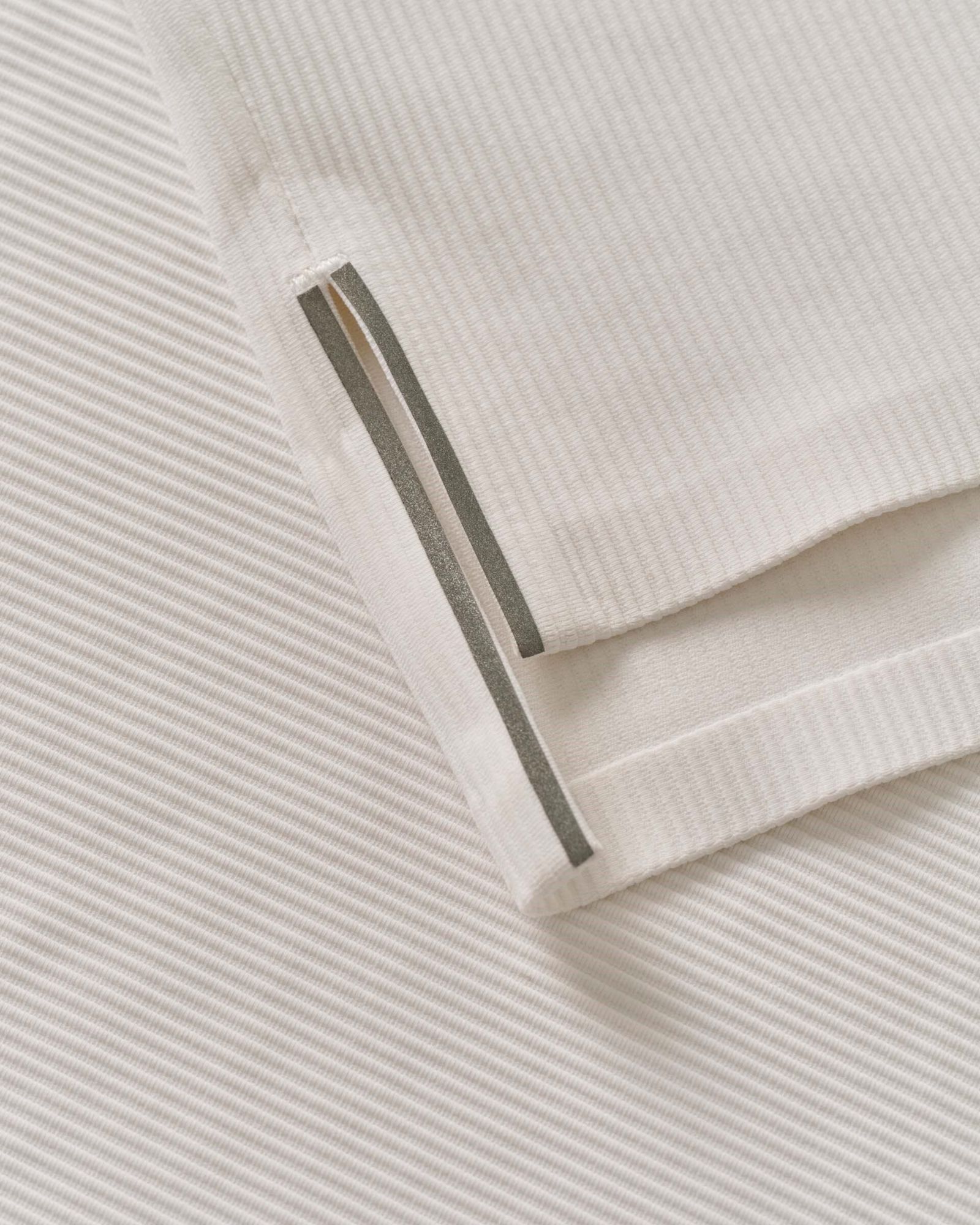 Johnnie-O Men's Hoppin Performance Drawstring Textured Golf Hoodie product image