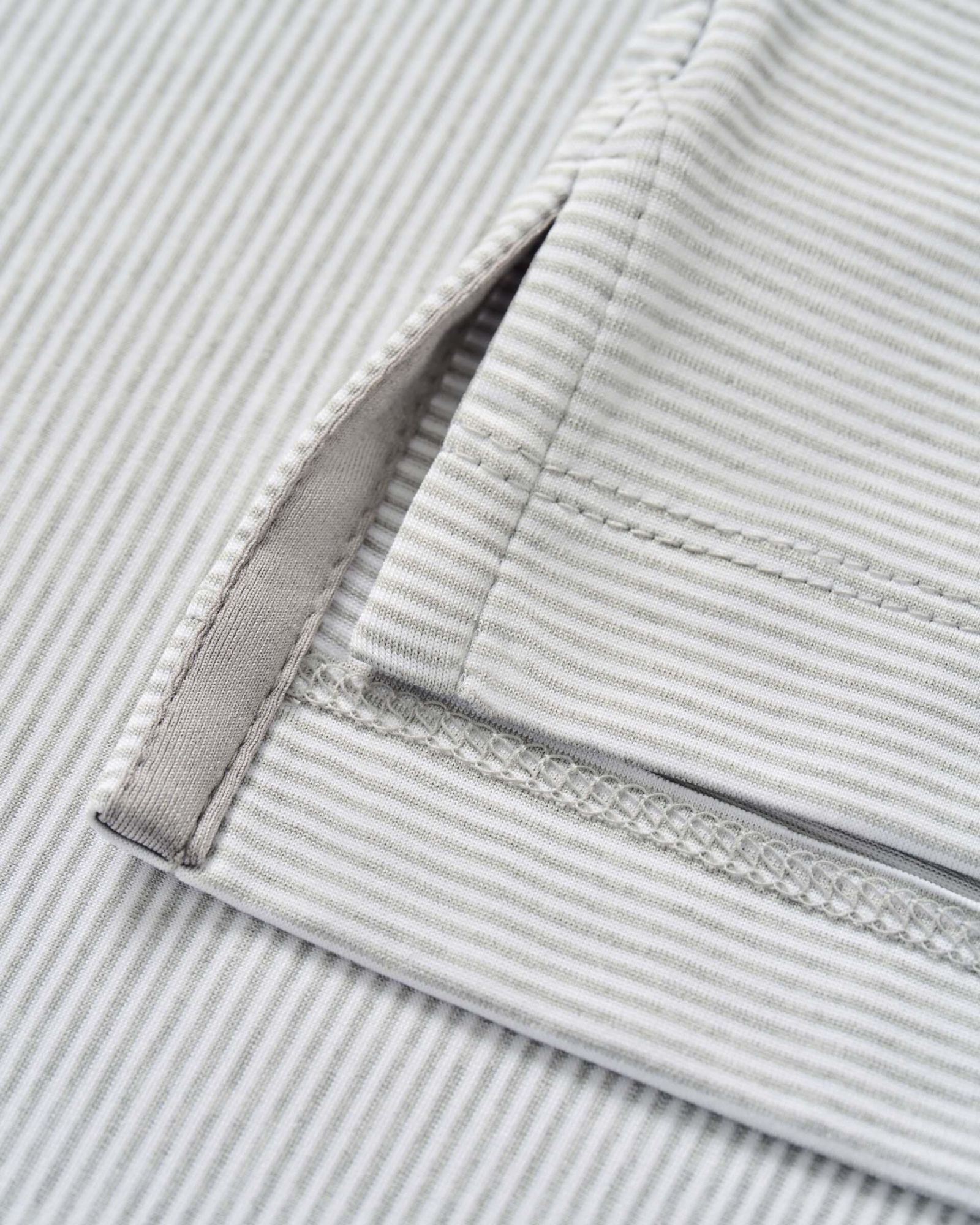 Johnnie-O Men's Lyndonn Stripe Performance Jersey Golf Polo product image