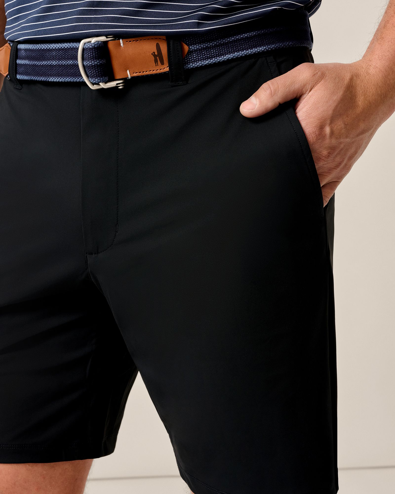 Johnnie-O Men's 9” Fusionn Performance Pull-On Golf Short product image