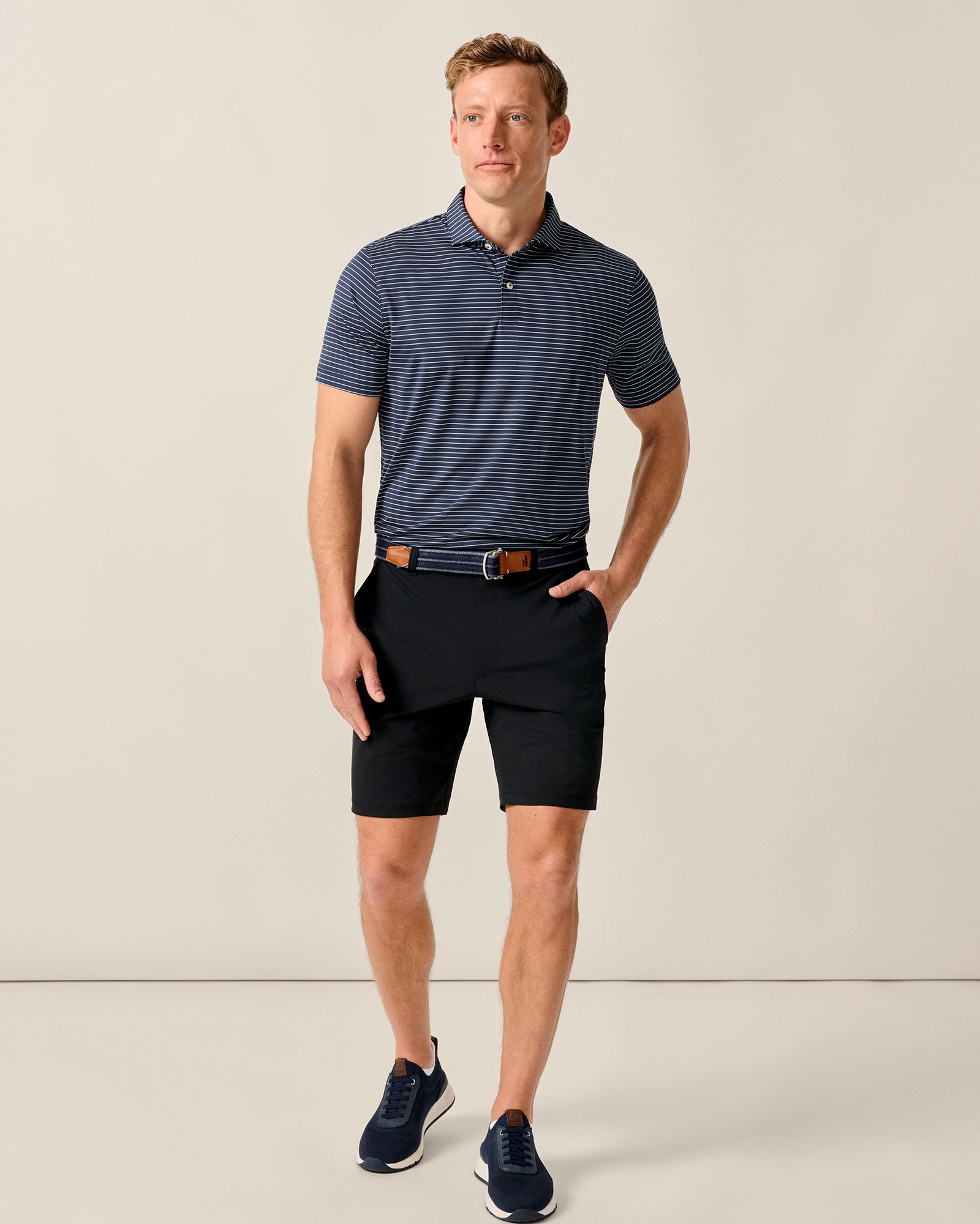 Johnnie-O Men's 9” Fusionn Performance Pull-On Golf Short product image