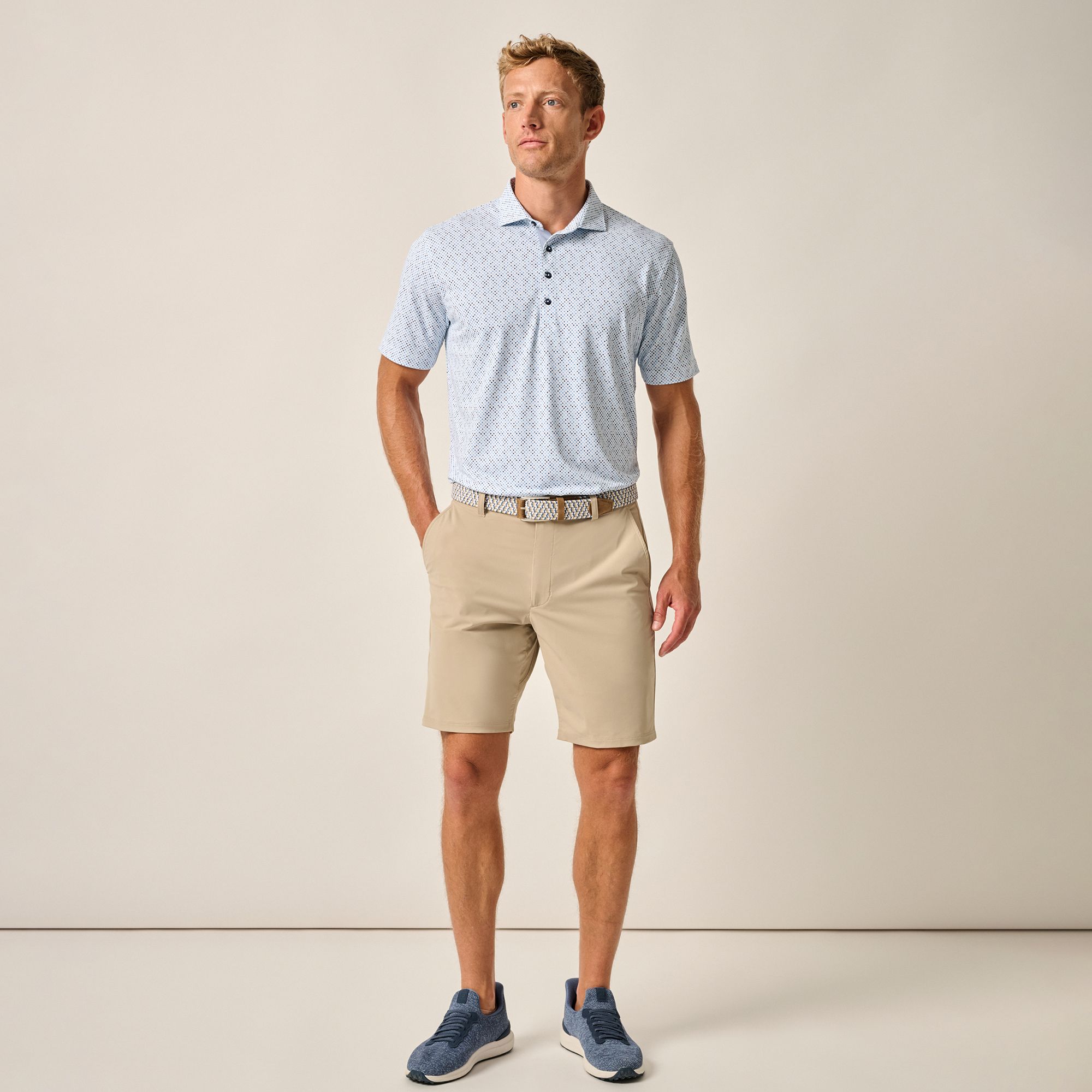 Johnnie-O Men's 9” Fusionn Performance Pull-On Golf Short product image