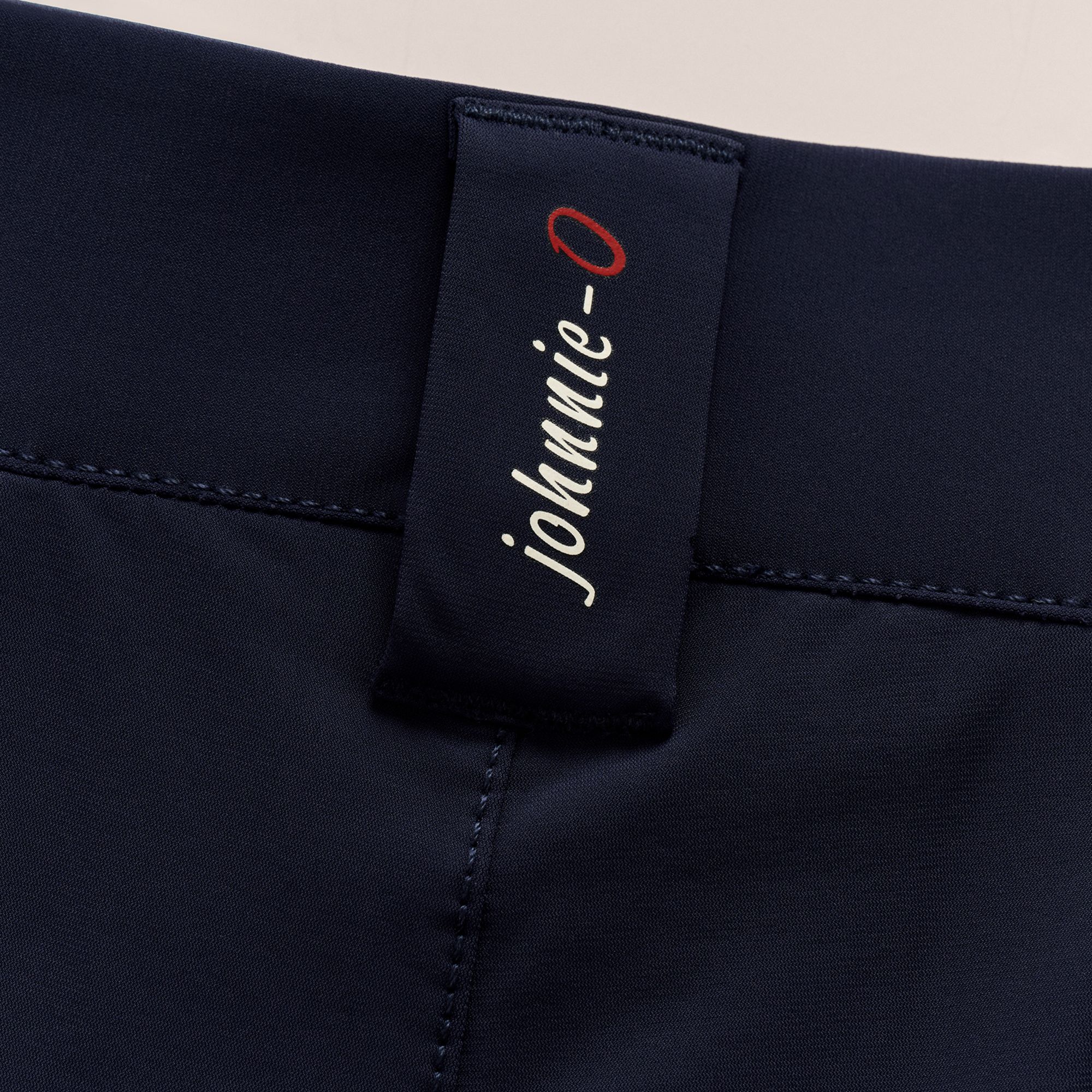 Johnnie-O Men's 9” Fusionn Performance Pull-On Golf Short product image