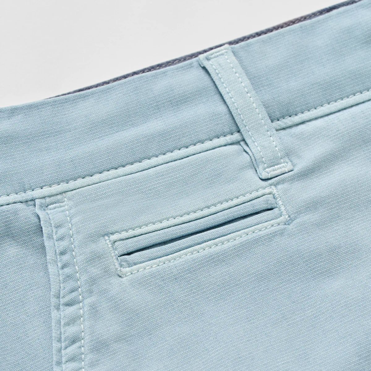 Johnnie-O Men's 8" Nassau Golf Short product image