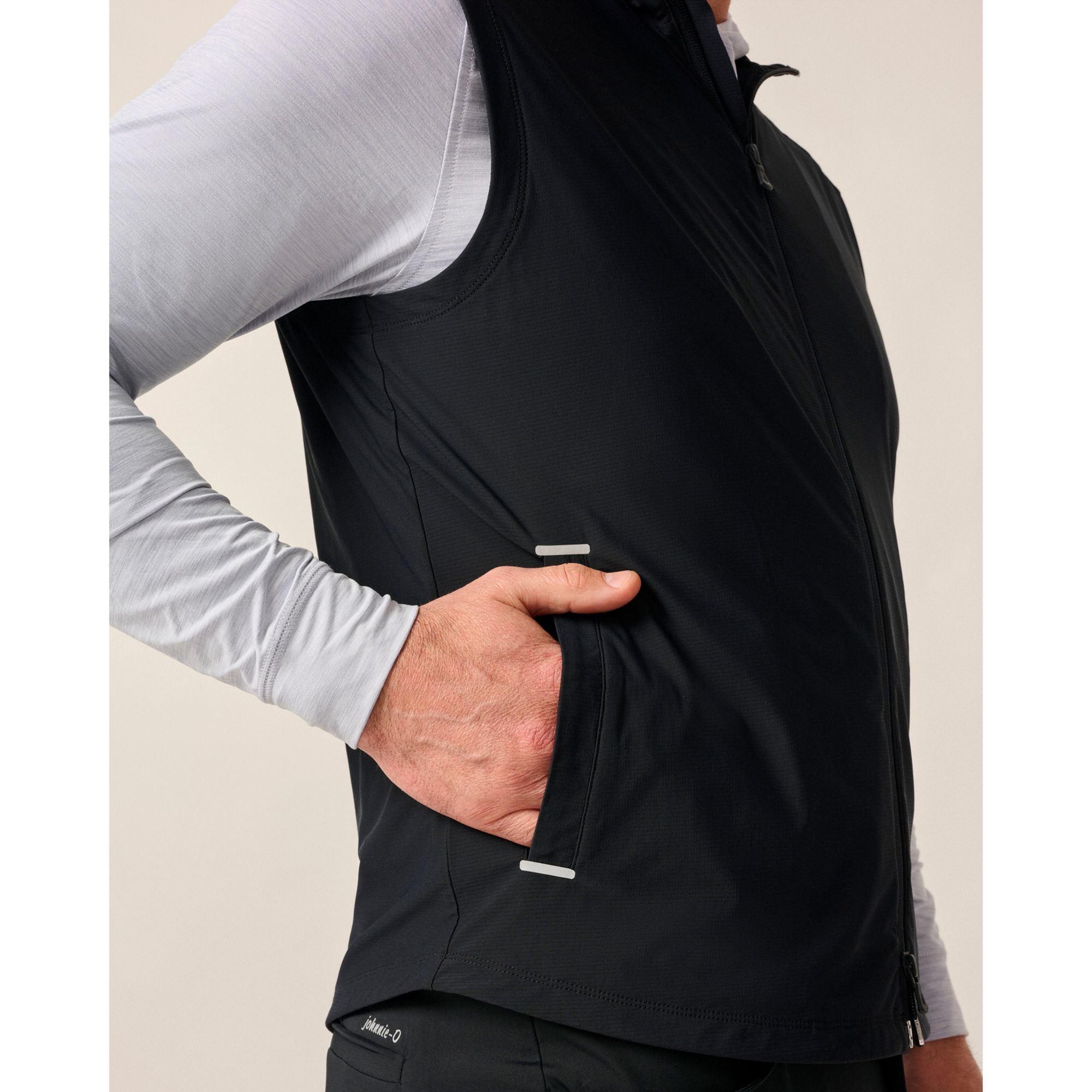 Johnnie-O Men's Zimmer Golf Vest product image