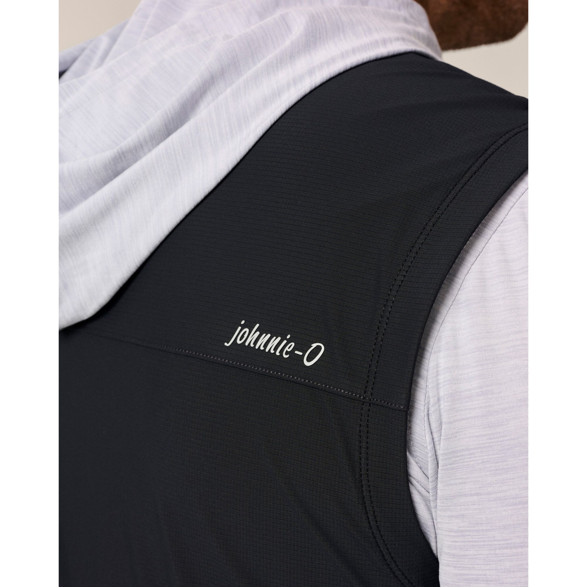 Johnnie-O Men's Zimmer Golf Vest product image