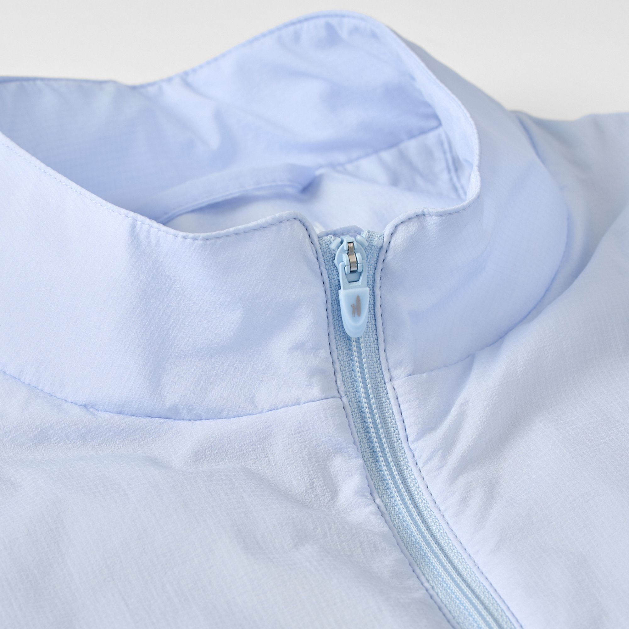 Johnnie-O Men's Charlton Featherweight Golf Vest product image