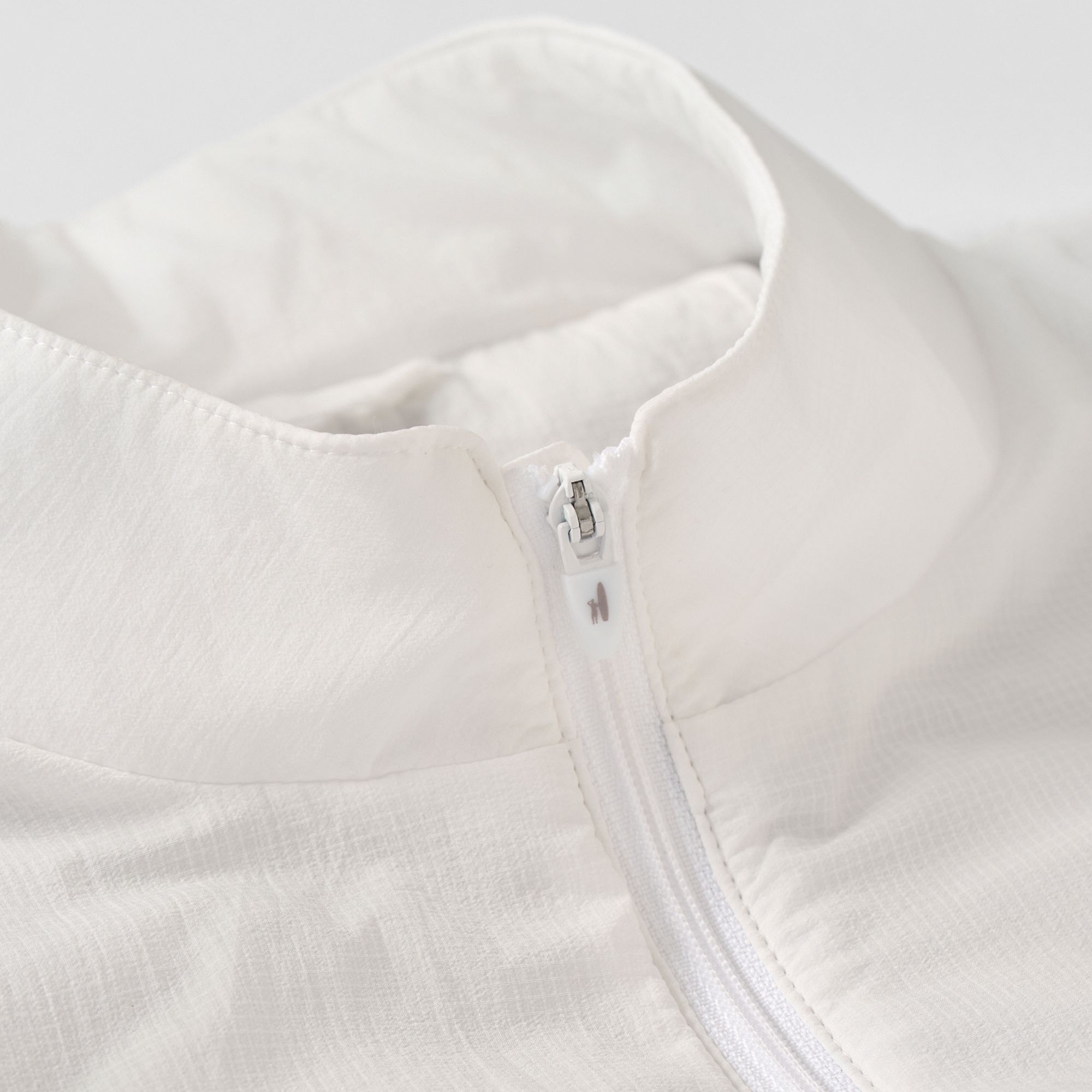 Johnnie-O Men's Charlton Featherweight Golf Vest product image