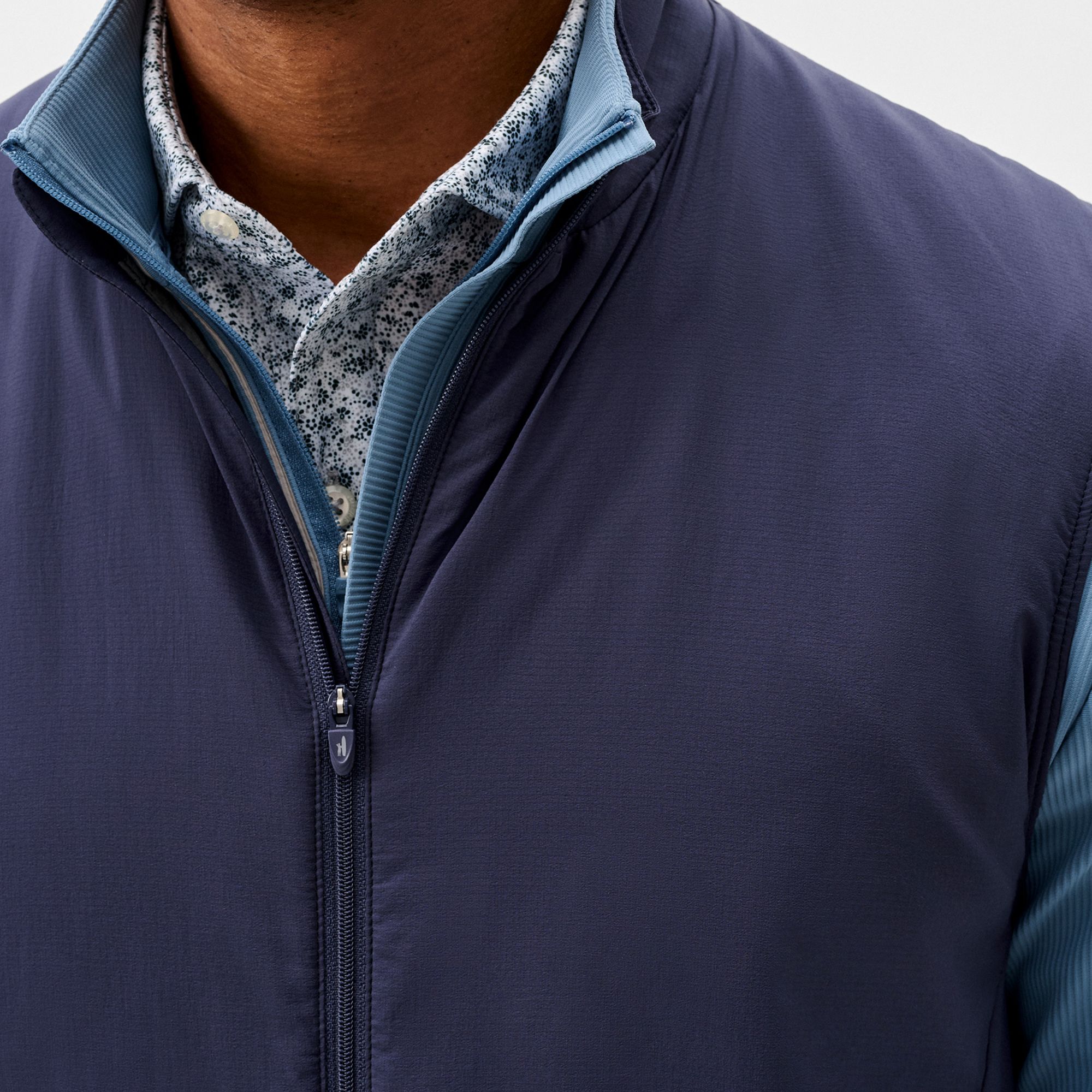 Johnnie-O Men's Charlton Featherweight Golf Vest product image