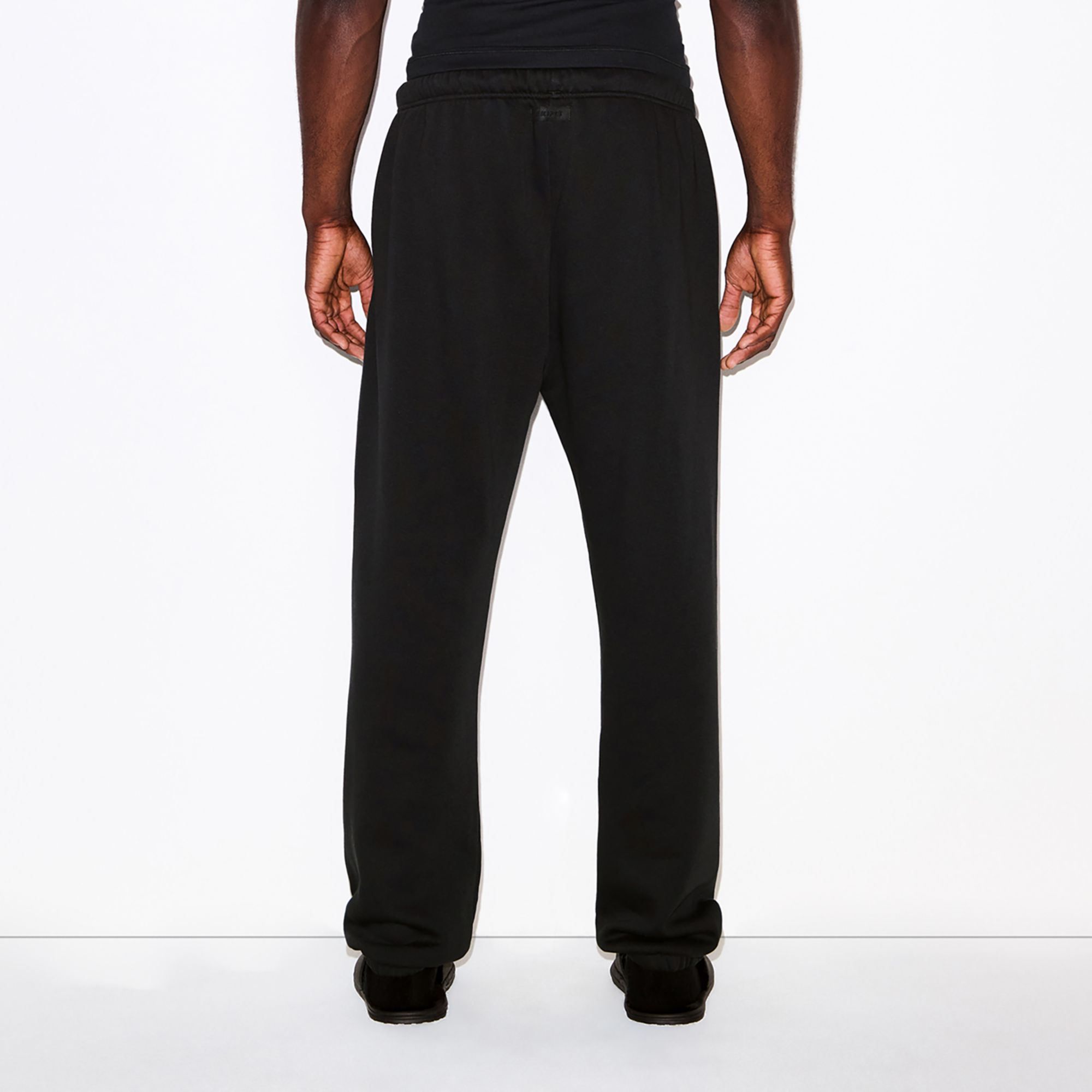 SKIMS Men's Fleece Lounge Relaxed Joggers product image