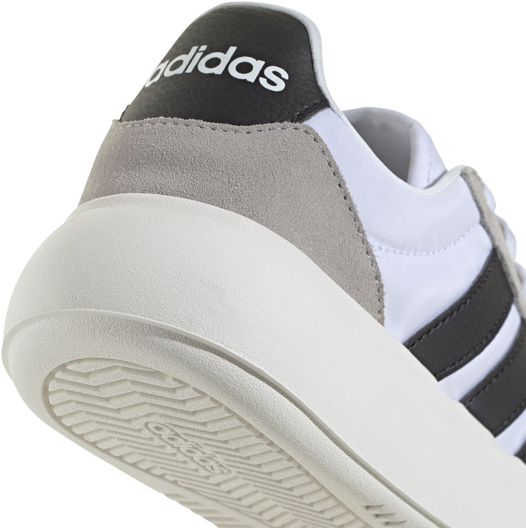 adidas Kids' Grade School Barreda Decode Shoes product image