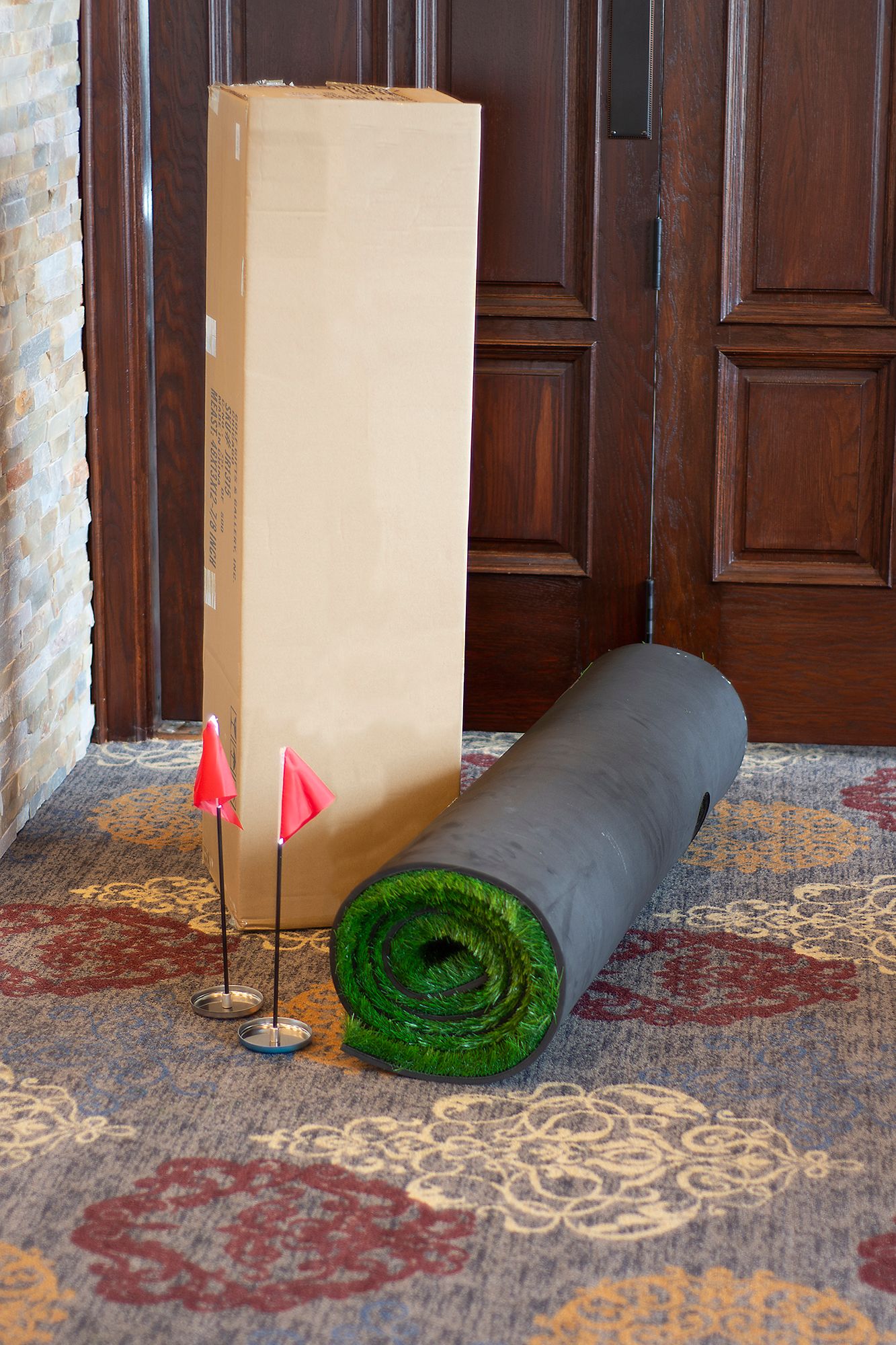 JEF World of Golf 4' x 10' Putting Mat product image