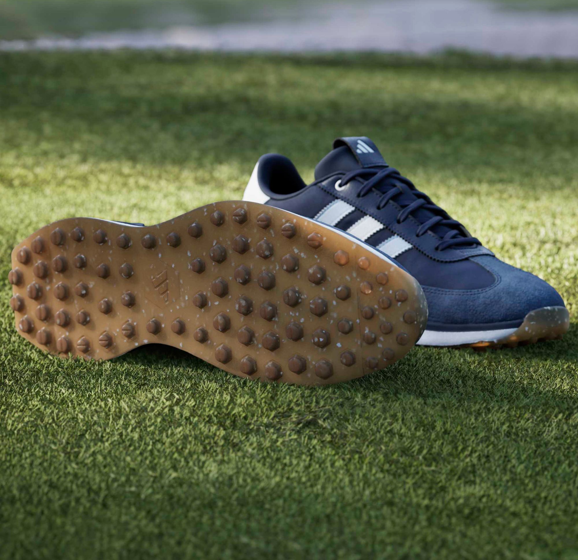 adidas Men's S2G Spikeless Golf Shoe product image