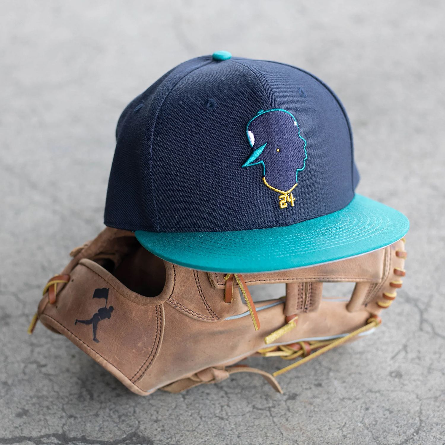 Baseballism Junior's Silhouette Snapback product image