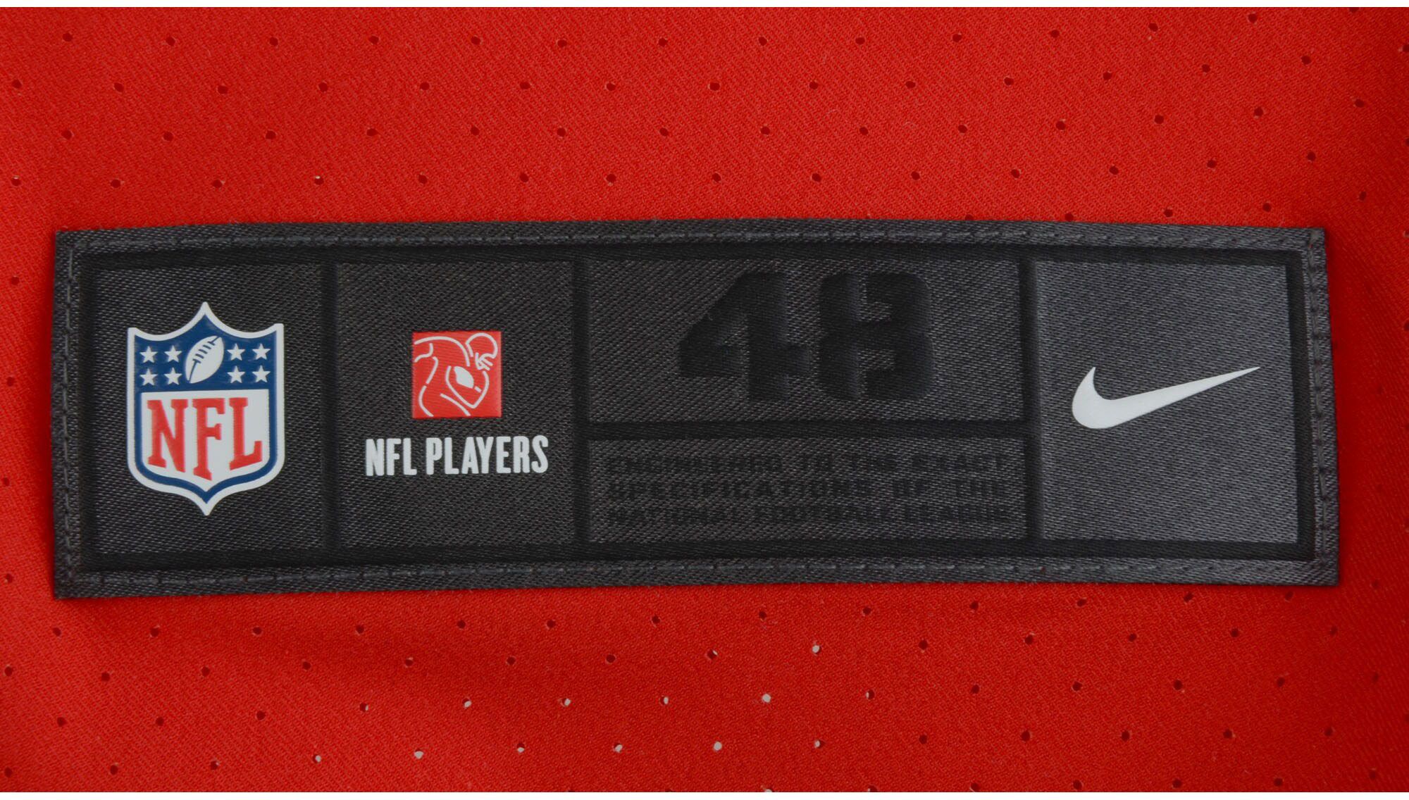 Framed NFL Kansas City Chiefs Patrick Mahomes #15 Authentic Autographed Jersey (Framed under glass, double-matted $250 value) product image