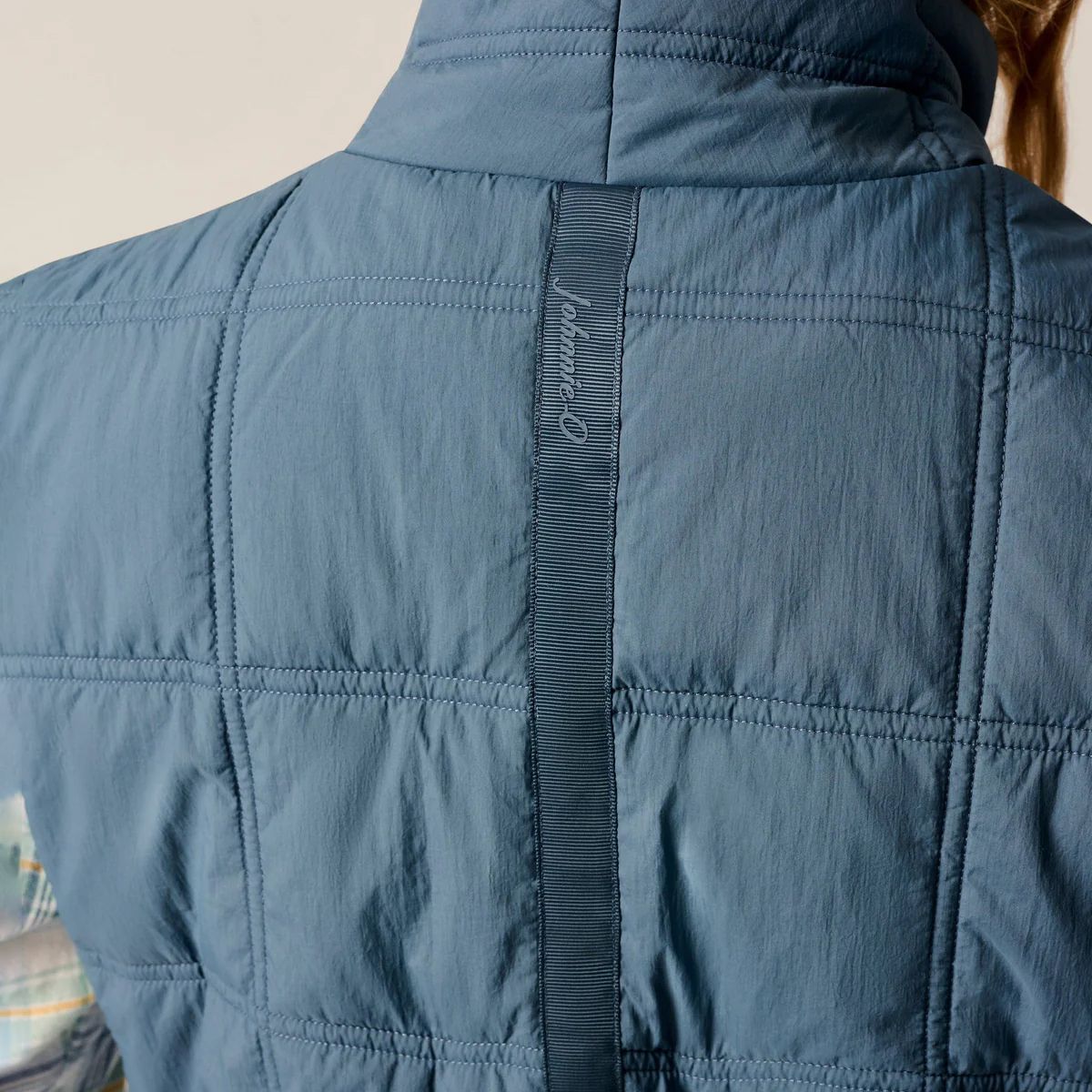 Johnnie-O Women's Fay Quilted Golf Vest product image