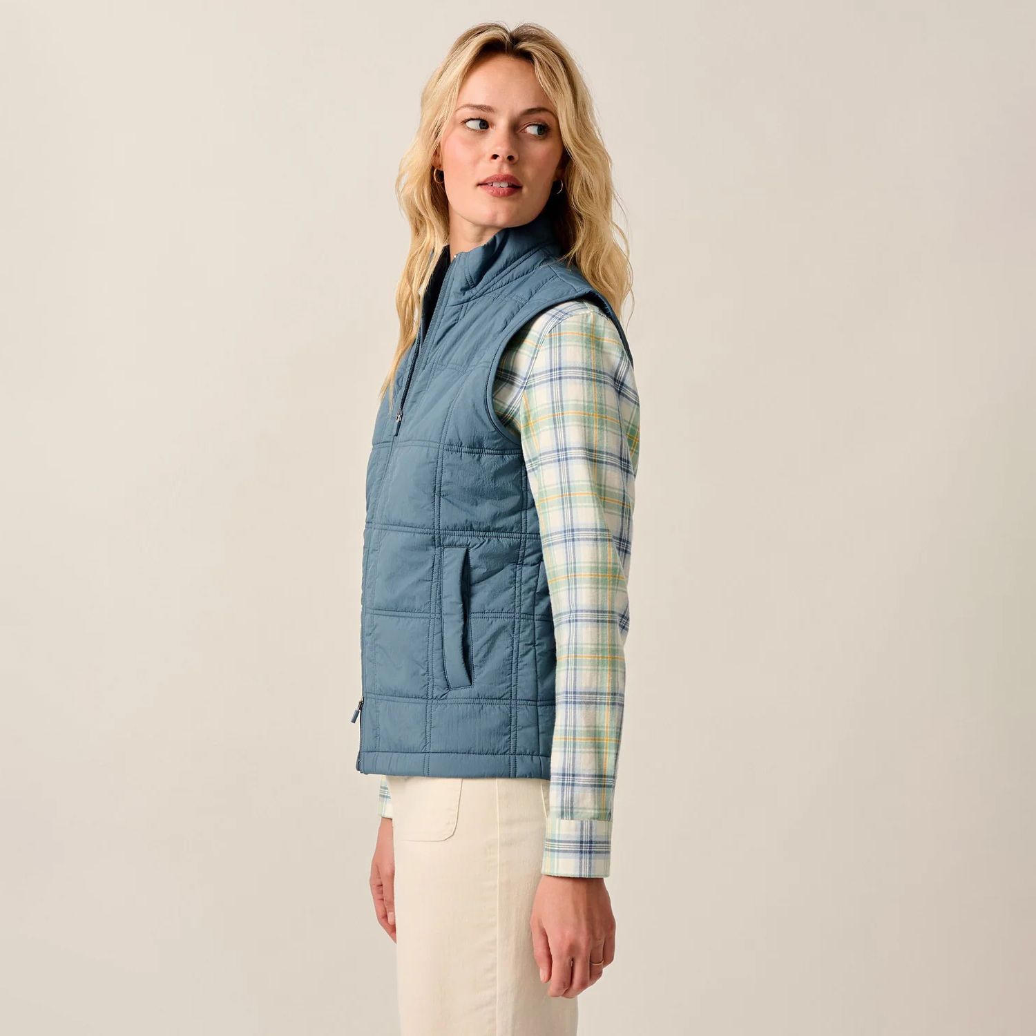 Johnnie-O Women's Fay Quilted Golf Vest product image