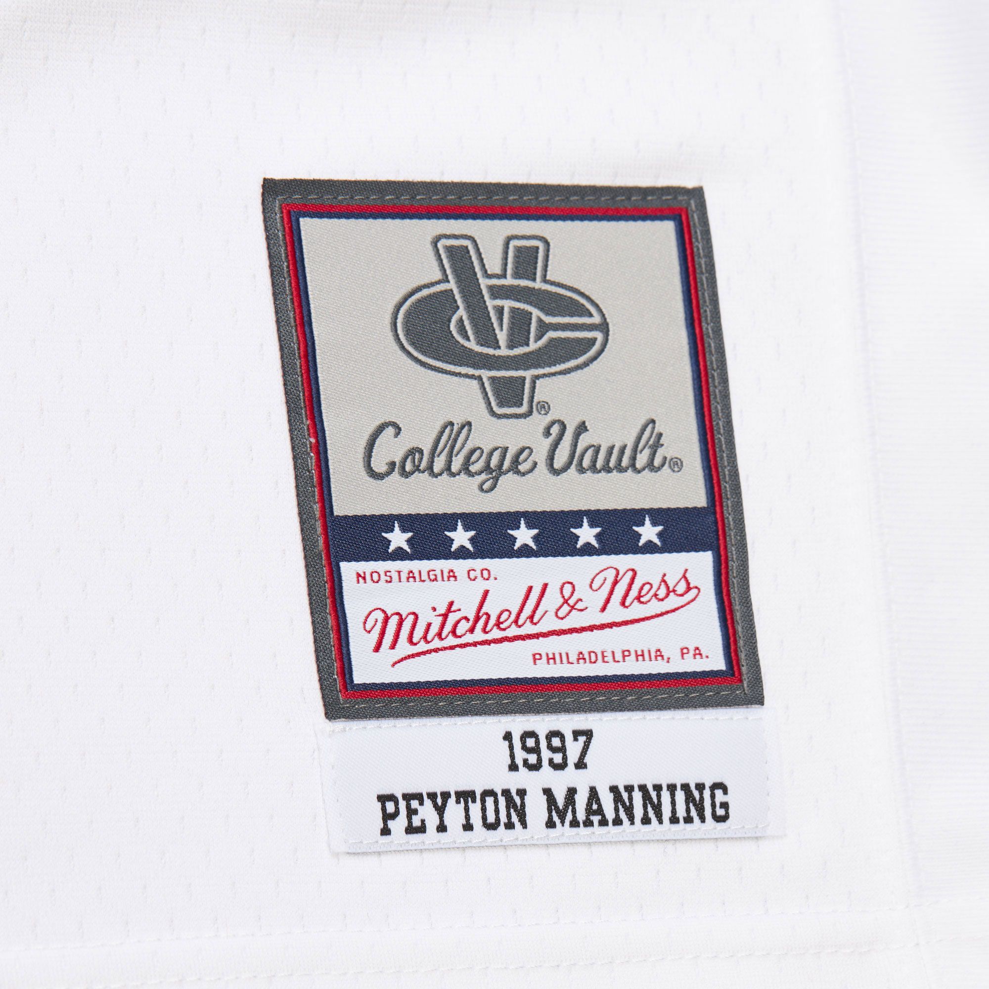 Mitchell & Ness Men's Tennessee Volunteers Peyton Manning #18 1997 White Legacy Football Jersey product image