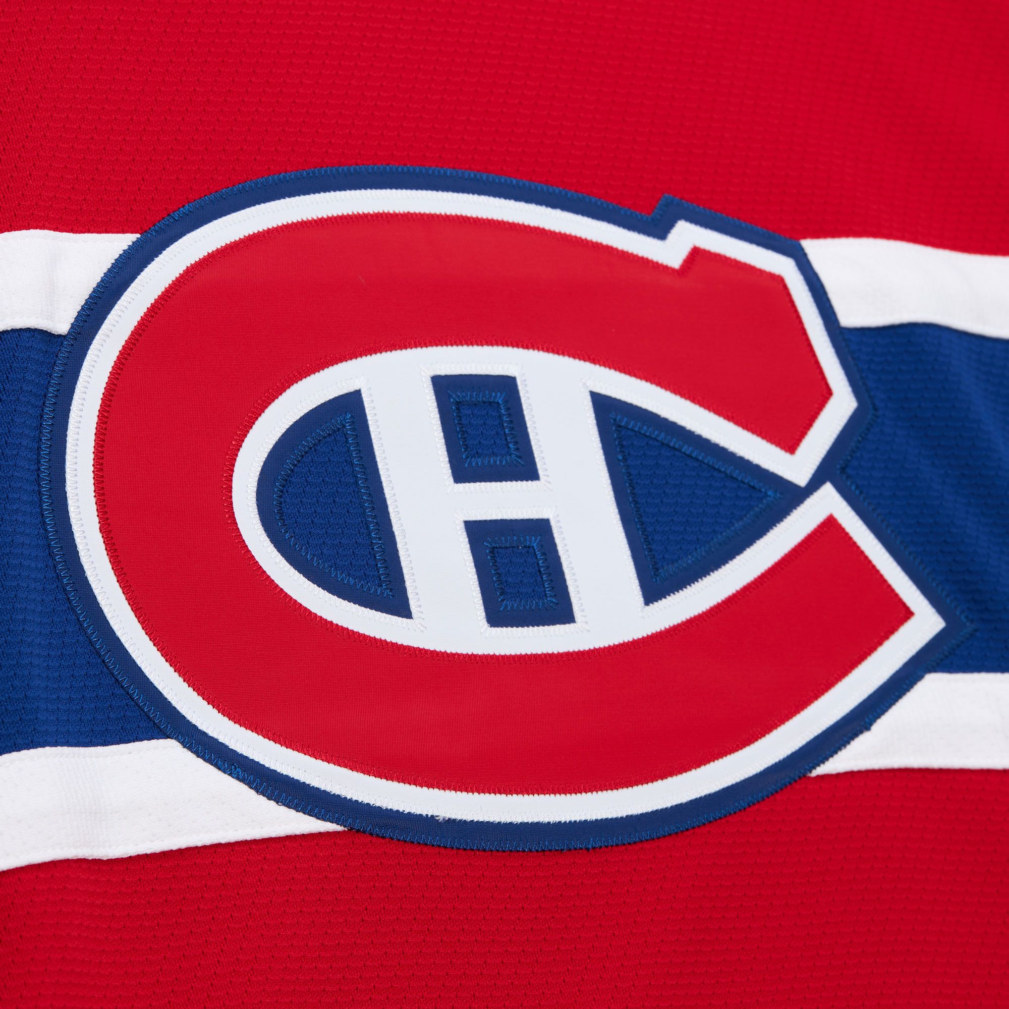 Mitchell & Ness Men's Montreal Canadiens Patrick Roy #33 1992 Red Power Play Vintage Replica Jersey product image