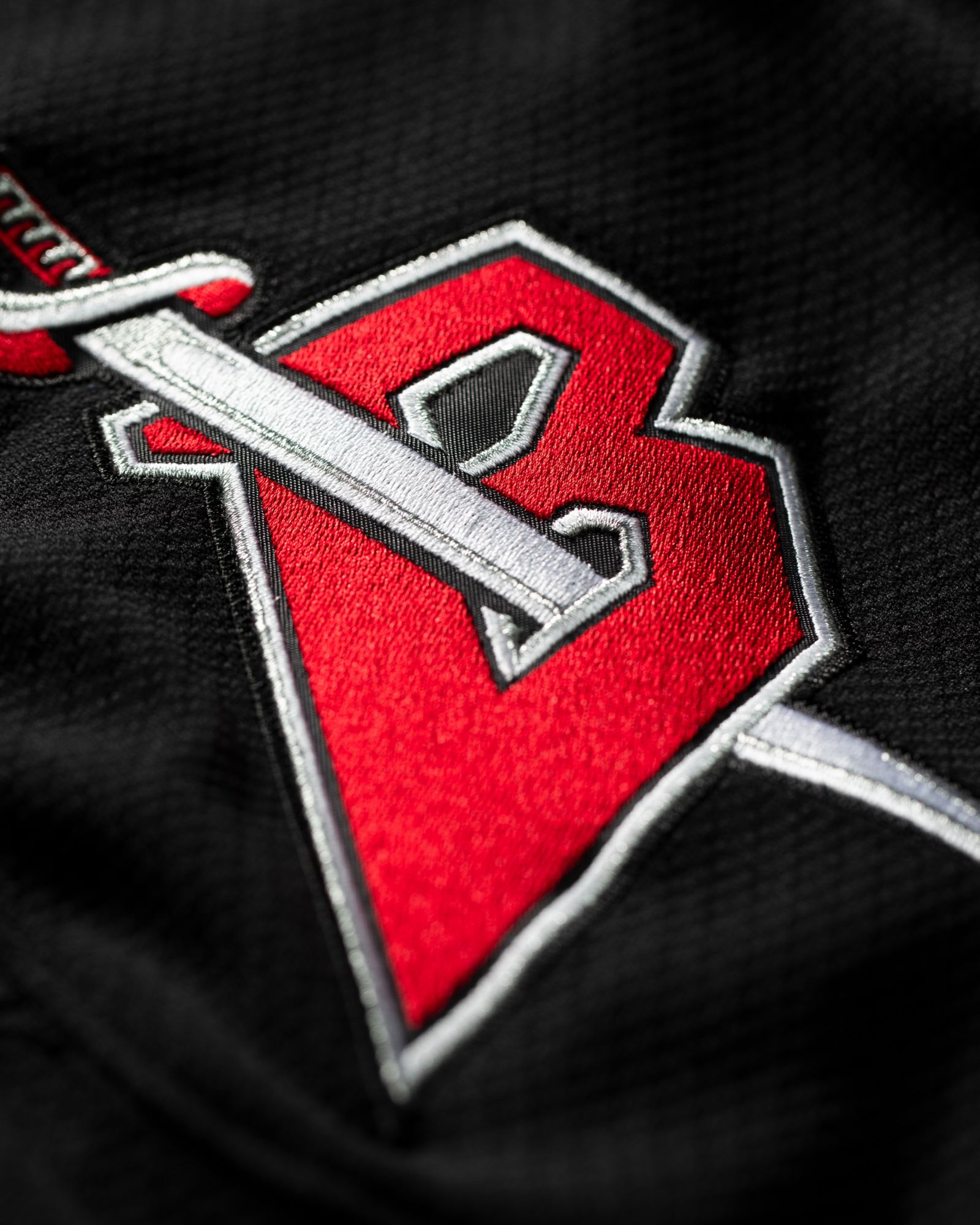 Mitchell & Ness Men's Buffalo Sabres Dominik Hasek #39 1998 Black Power Play Vintage Replica Jersey product image