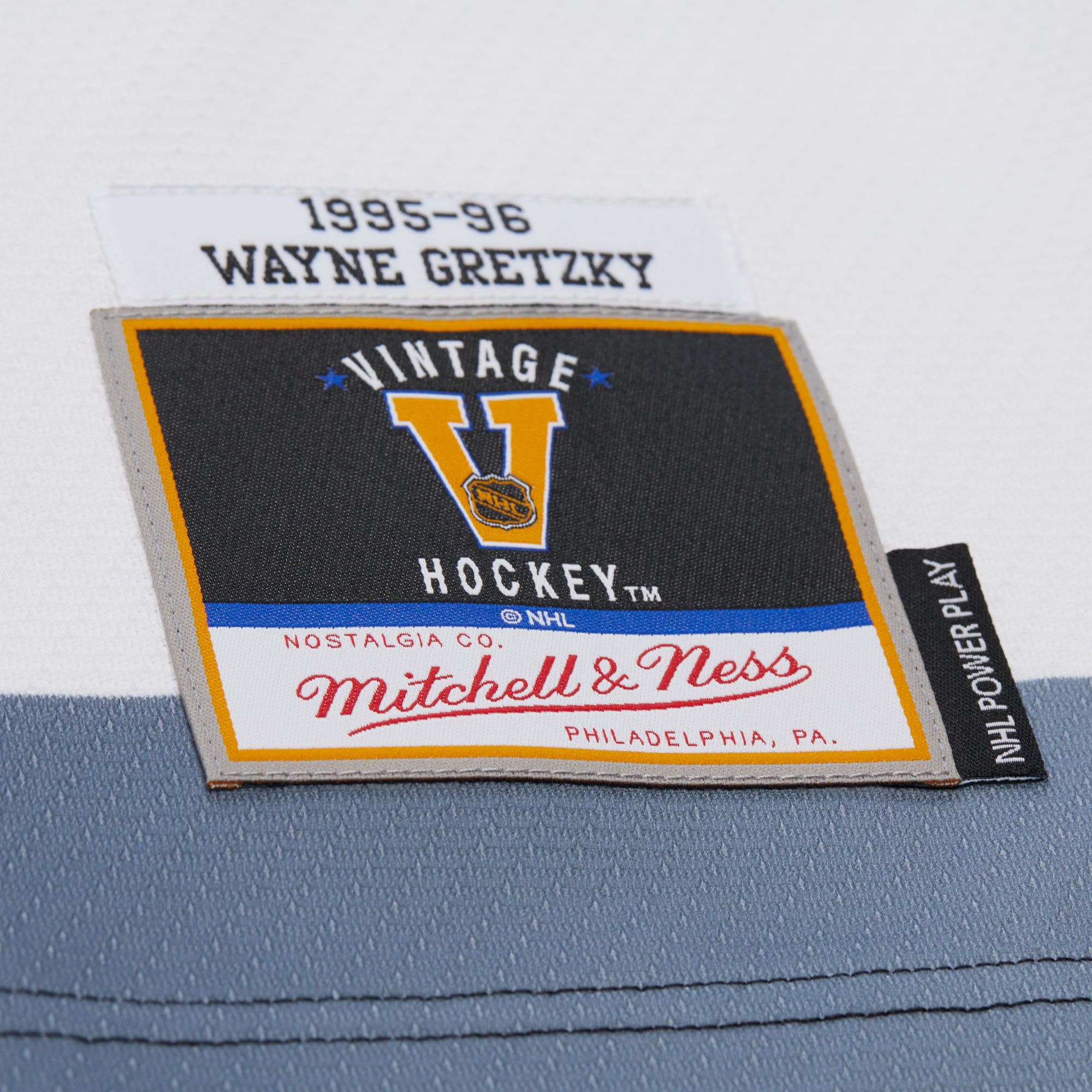 Mitchell & Ness Men's Los Angeles Kings Wayne Gretzky #99 1995 White Power Play Vintage Replica Jersey product image