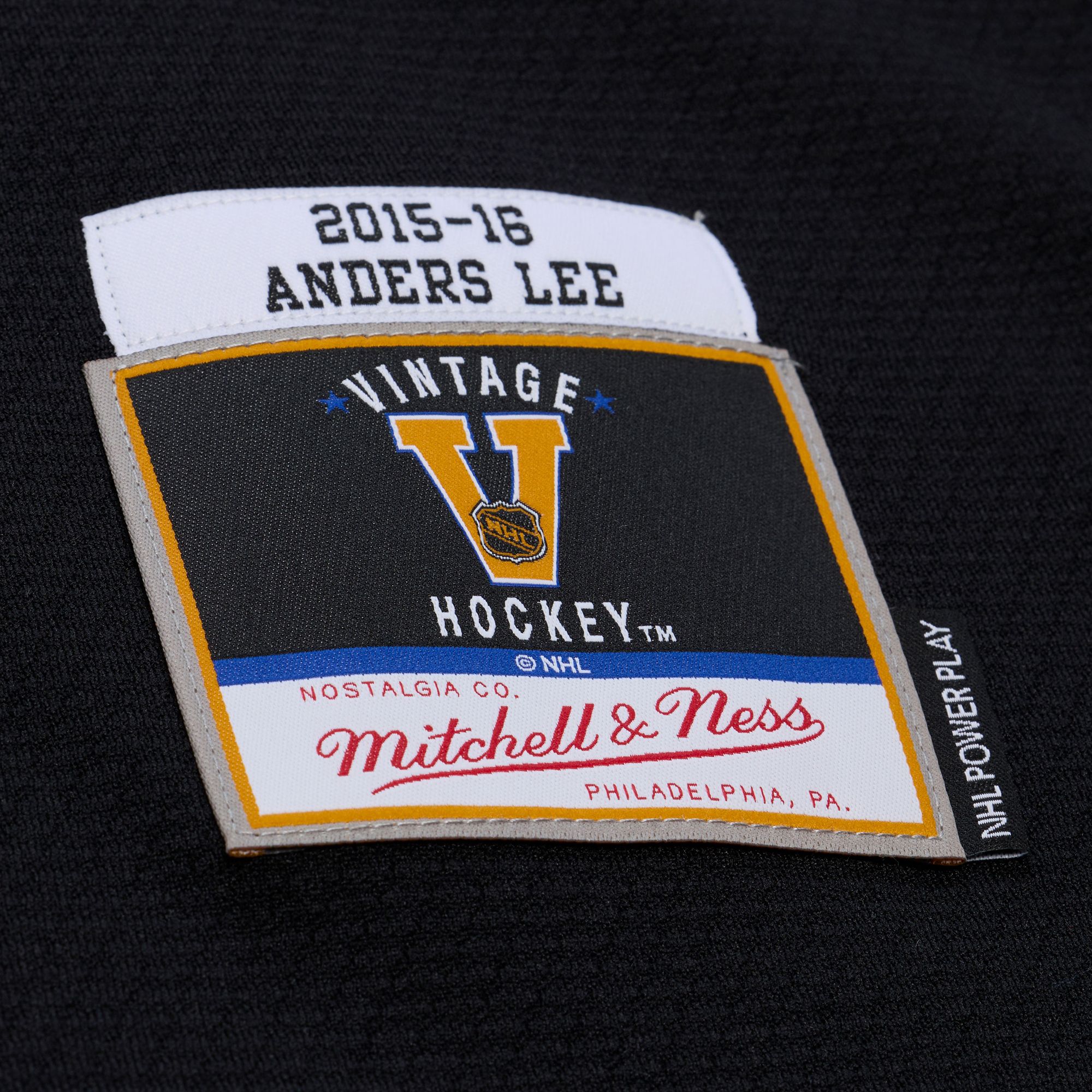 Mitchell & Ness Men's New York Islanders Anders Lee #27 Black Vintage Power Play Jersey product image