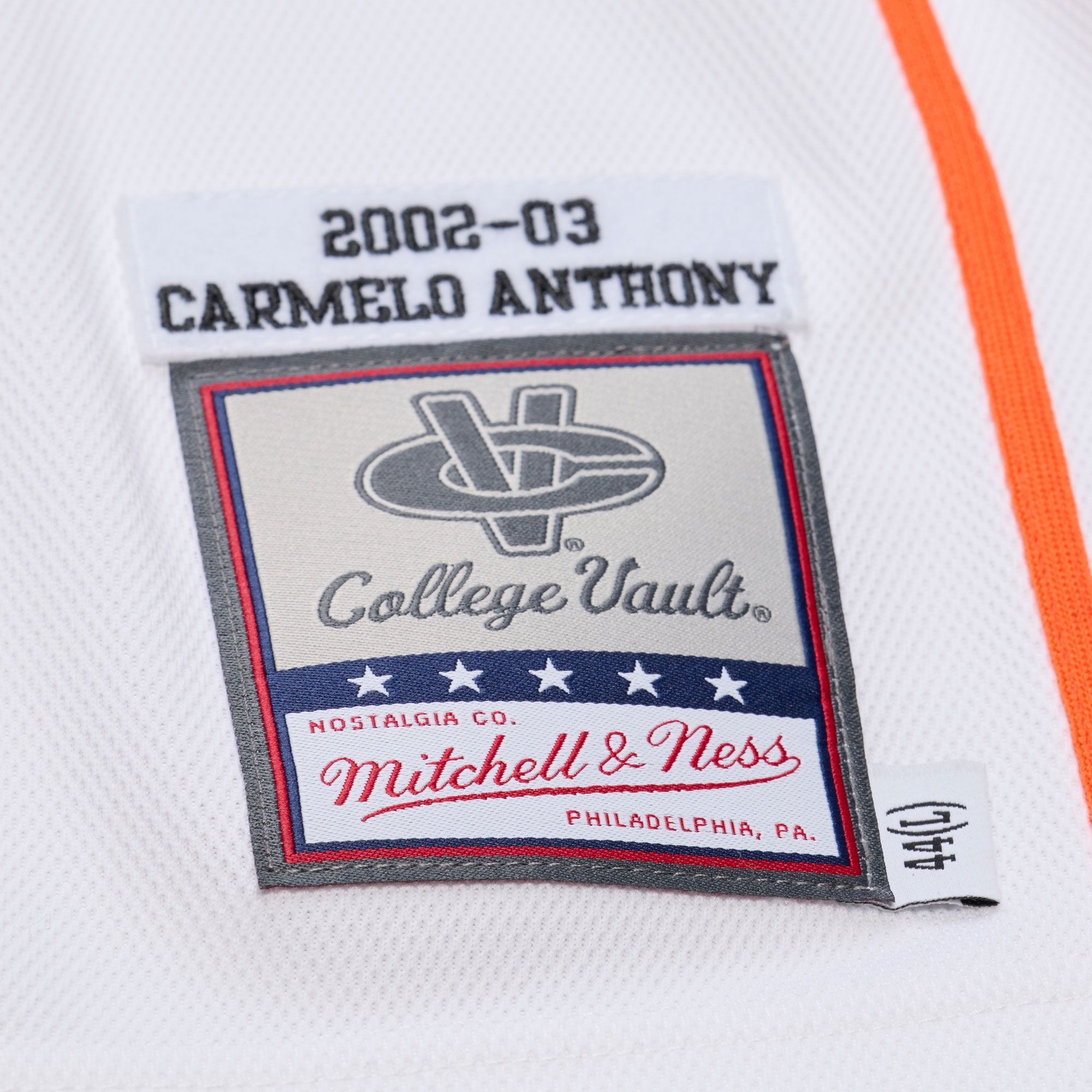 Mitchell & Ness Men's Syracuse Orange Carmelo Anthony #15 White Vintage Power Play Jersey product image