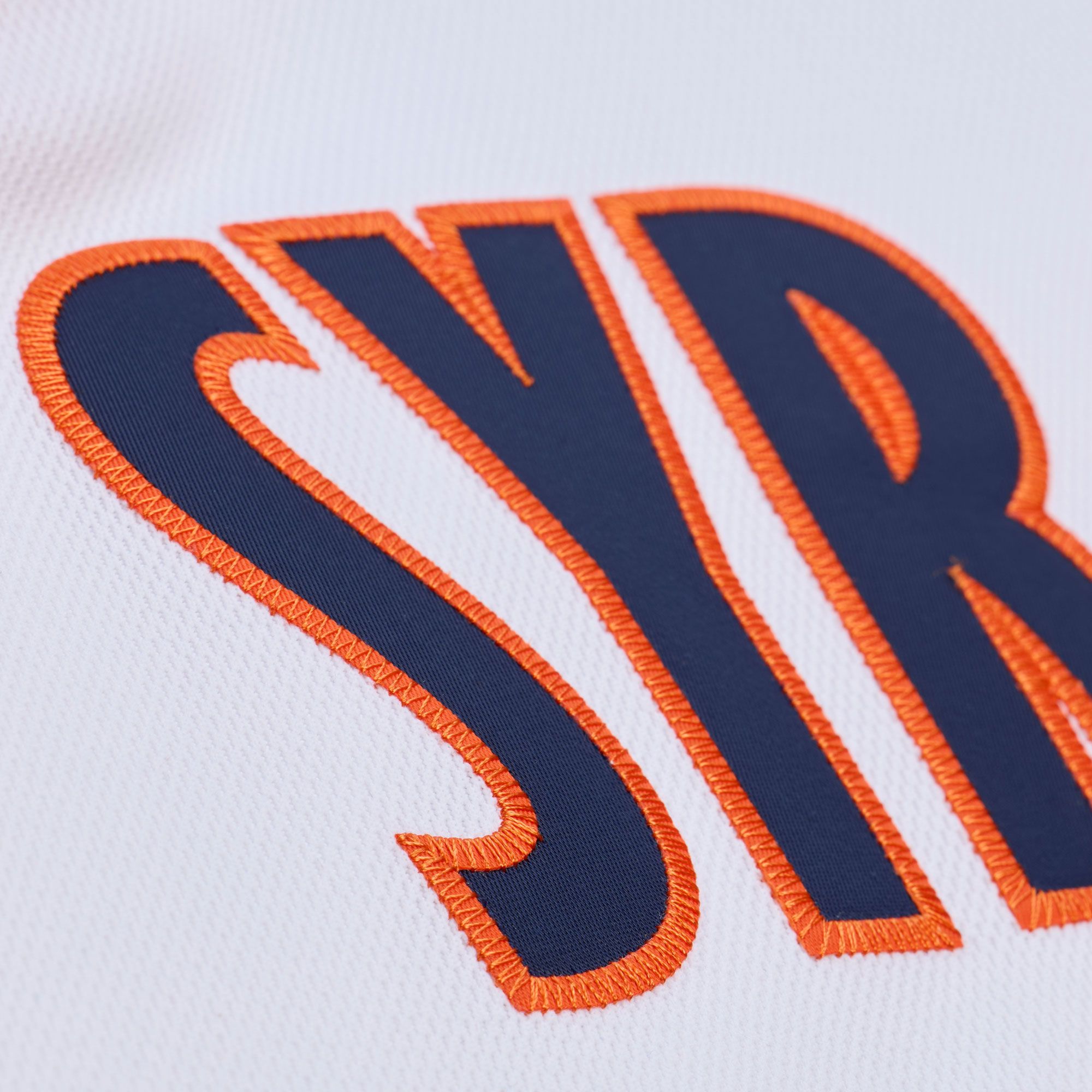 Mitchell & Ness Men's Syracuse Orange Carmelo Anthony #15 White Vintage Power Play Jersey product image